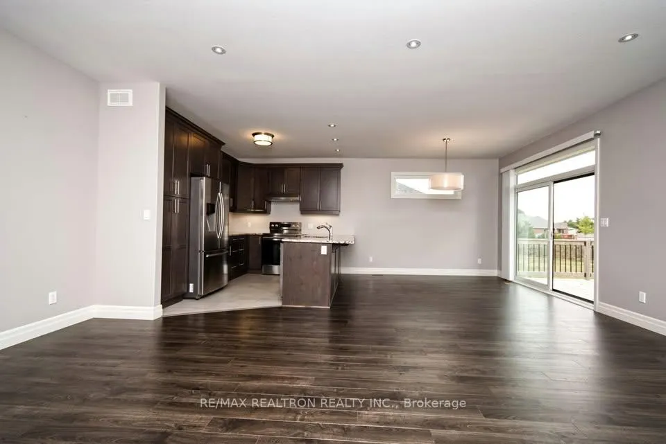 Photo 3 of 14 Tessa Boulevard, Belleville, Belleville Ward — HOMEH