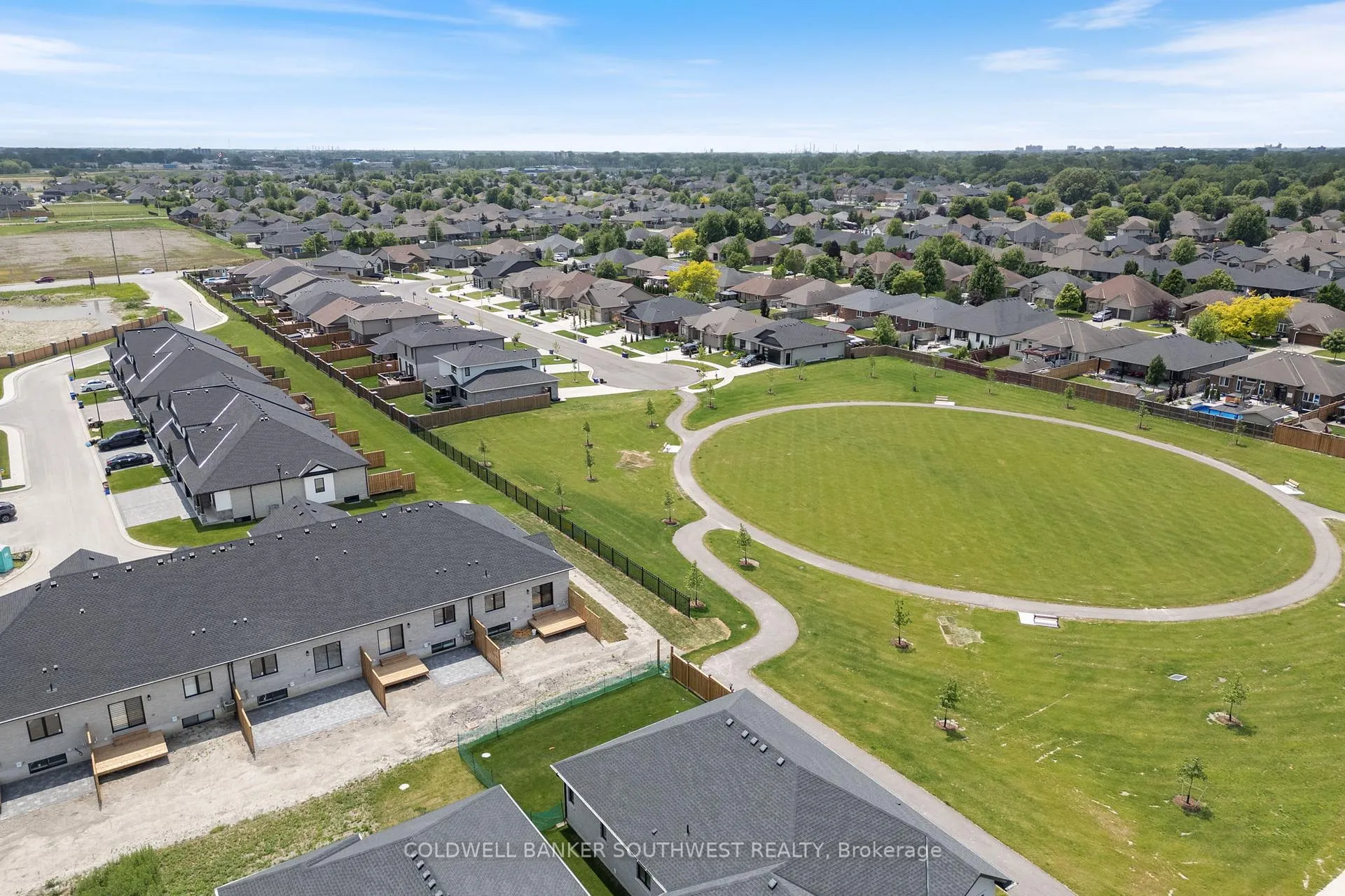 Photo 44 of 520 Anise Lane, Sarnia — HOMEH