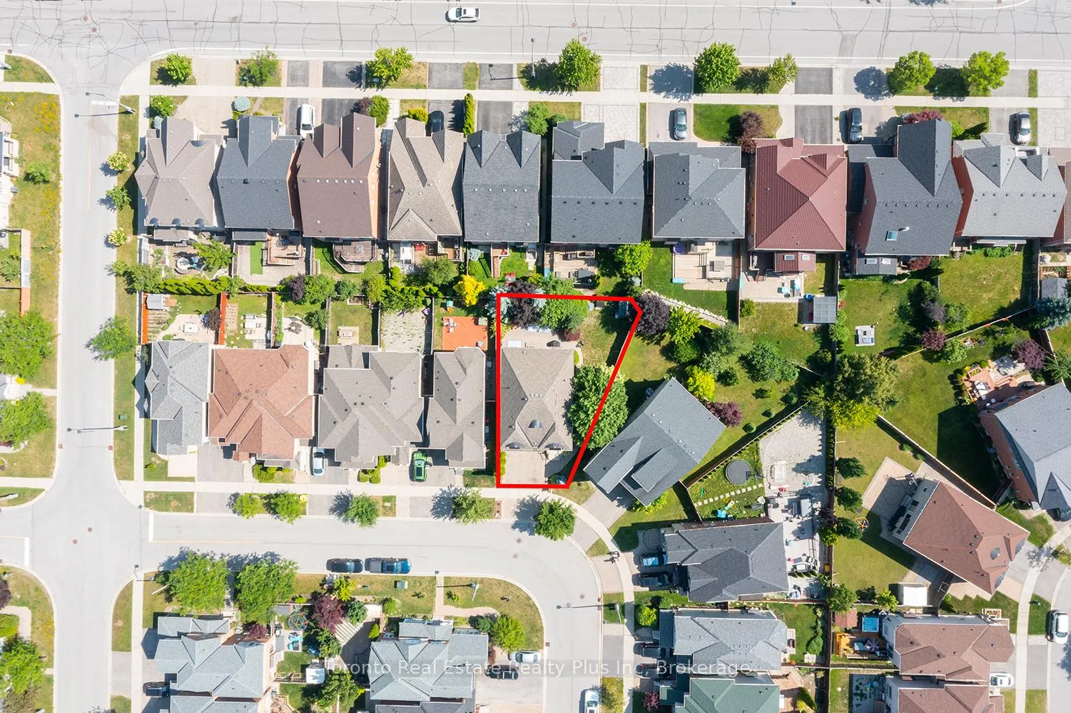 Photo 5 of 14 Riel Drive, Richmond Hill, Oak Ridges — HOMEH