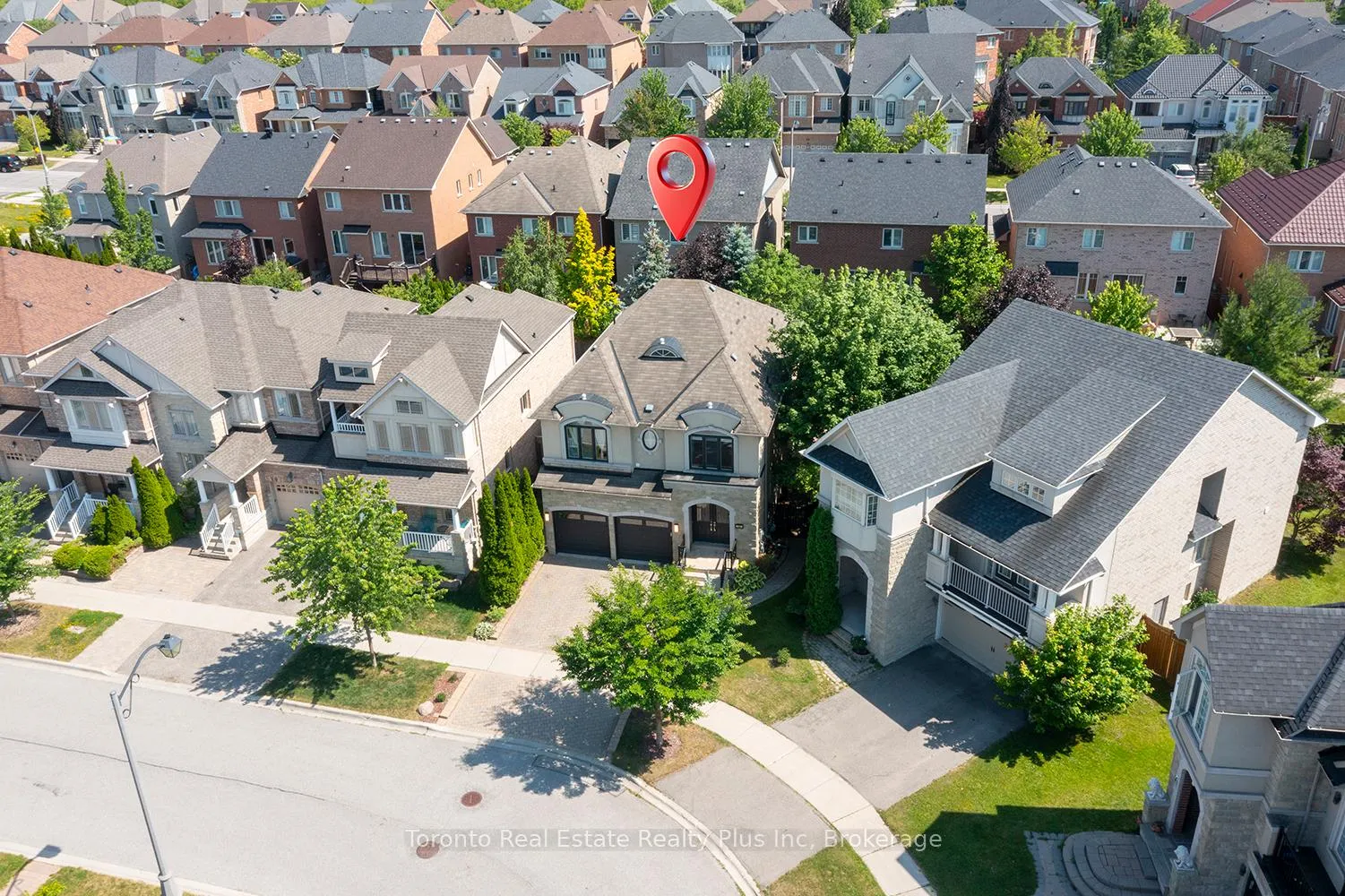 Photo 6 of 14 Riel Drive, Richmond Hill, Oak Ridges — HOMEH