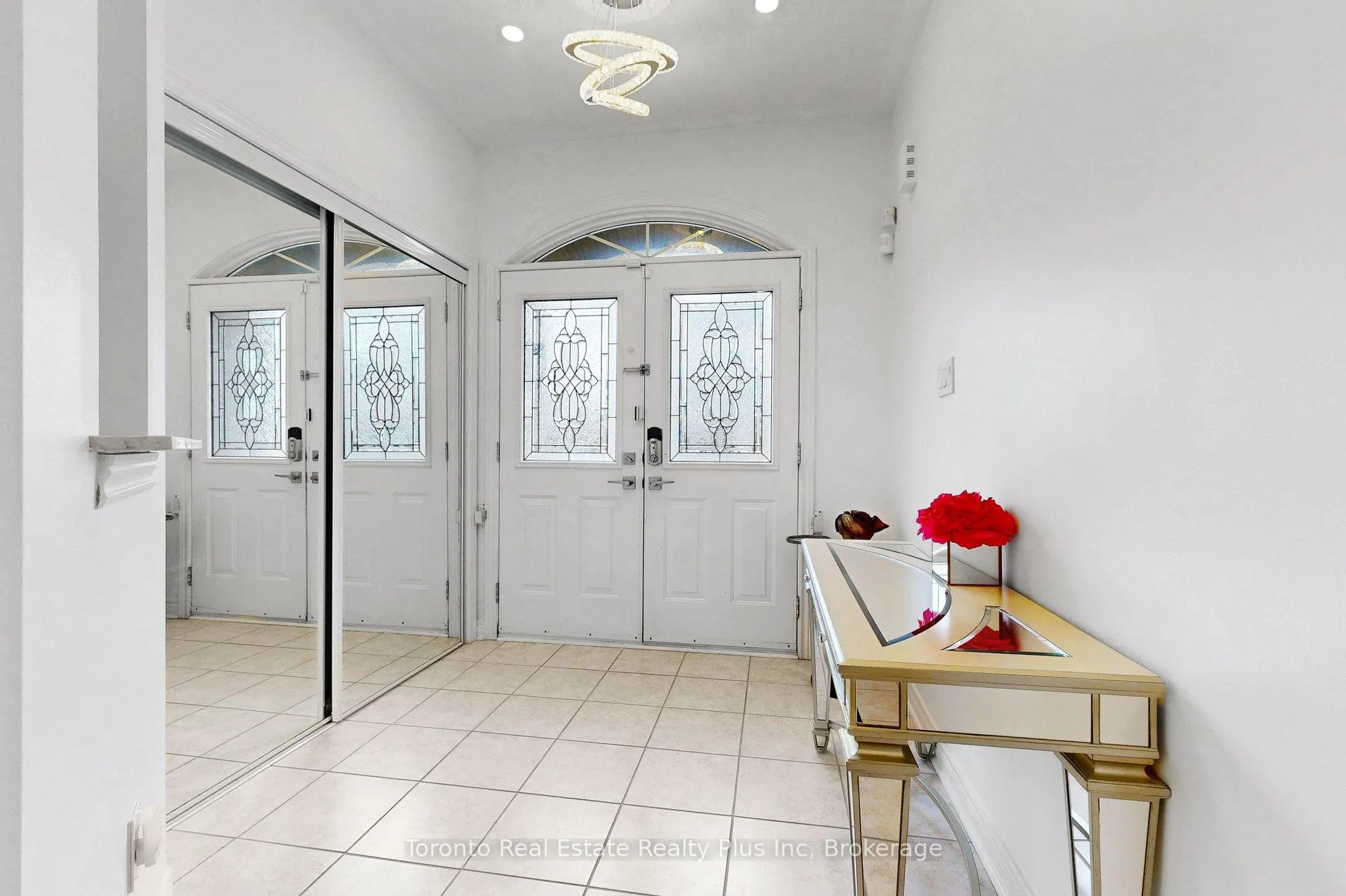 Photo 15 of 14 Riel Drive, Richmond Hill, Oak Ridges — HOMEH