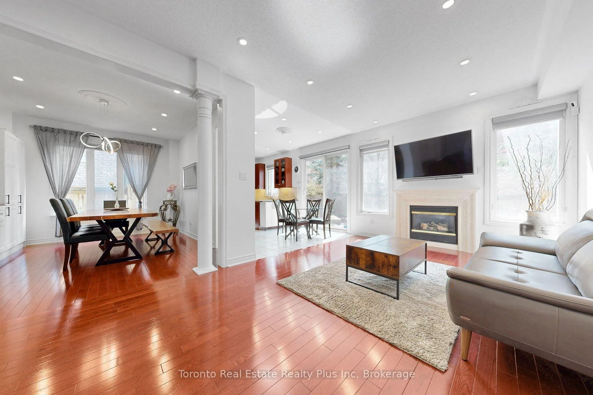 Photo 19 of 14 Riel Drive, Richmond Hill, Oak Ridges — HOMEH