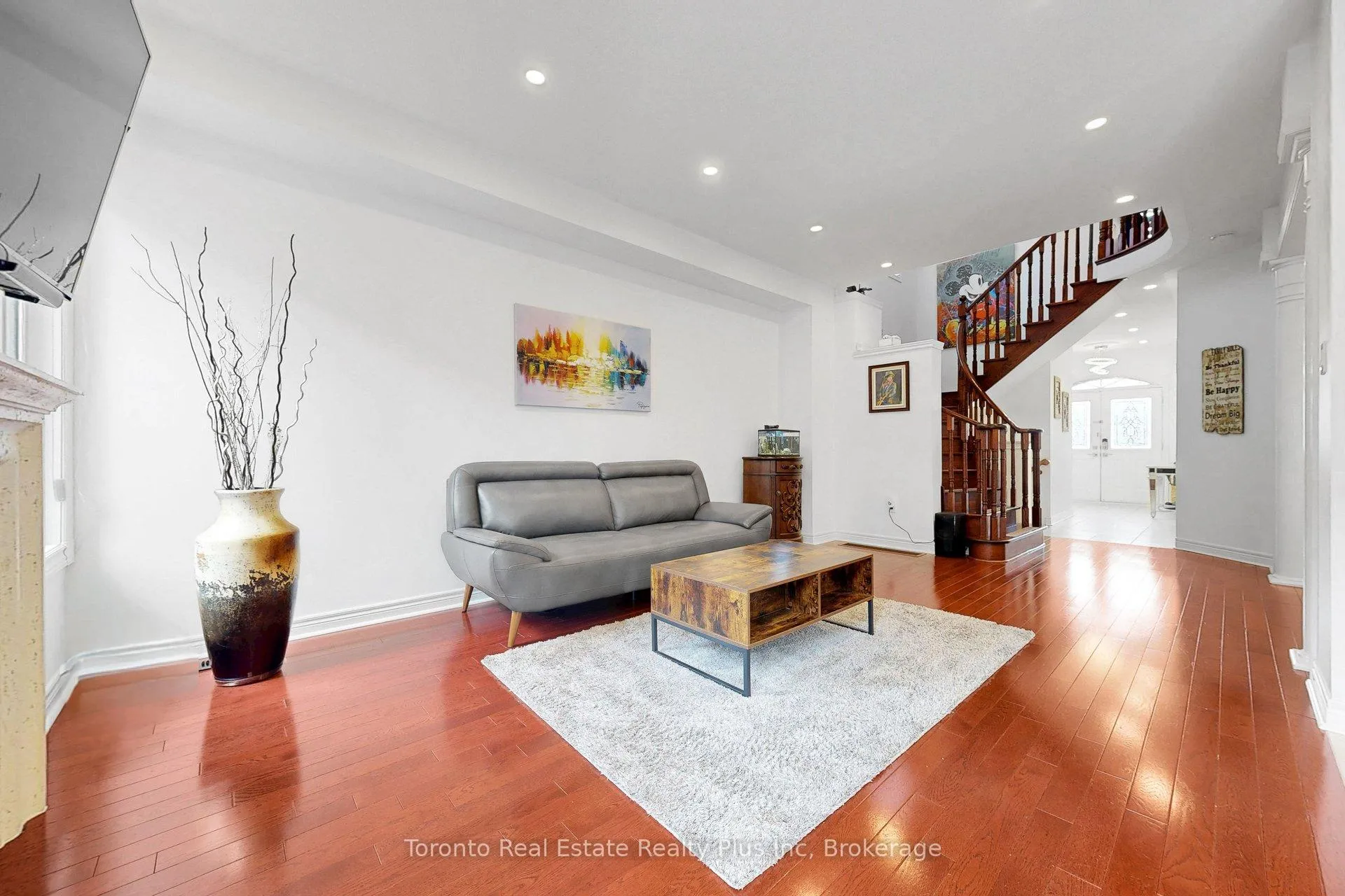 Photo 21 of 14 Riel Drive, Richmond Hill, Oak Ridges — HOMEH