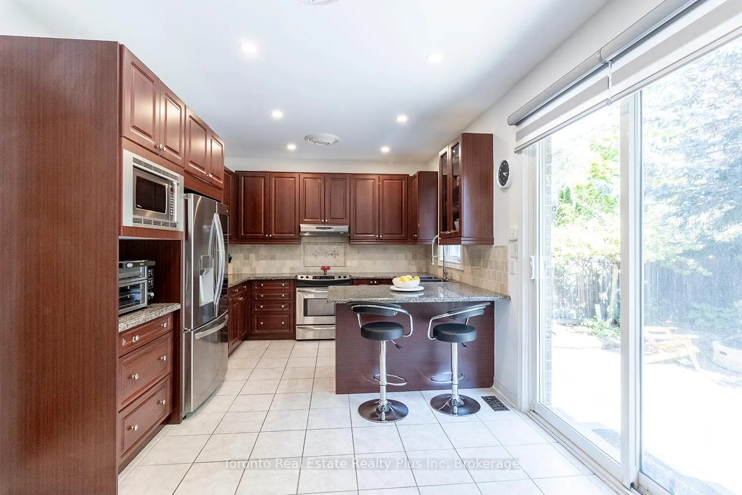 Photo 30 of 14 Riel Drive, Richmond Hill, Oak Ridges — HOMEH