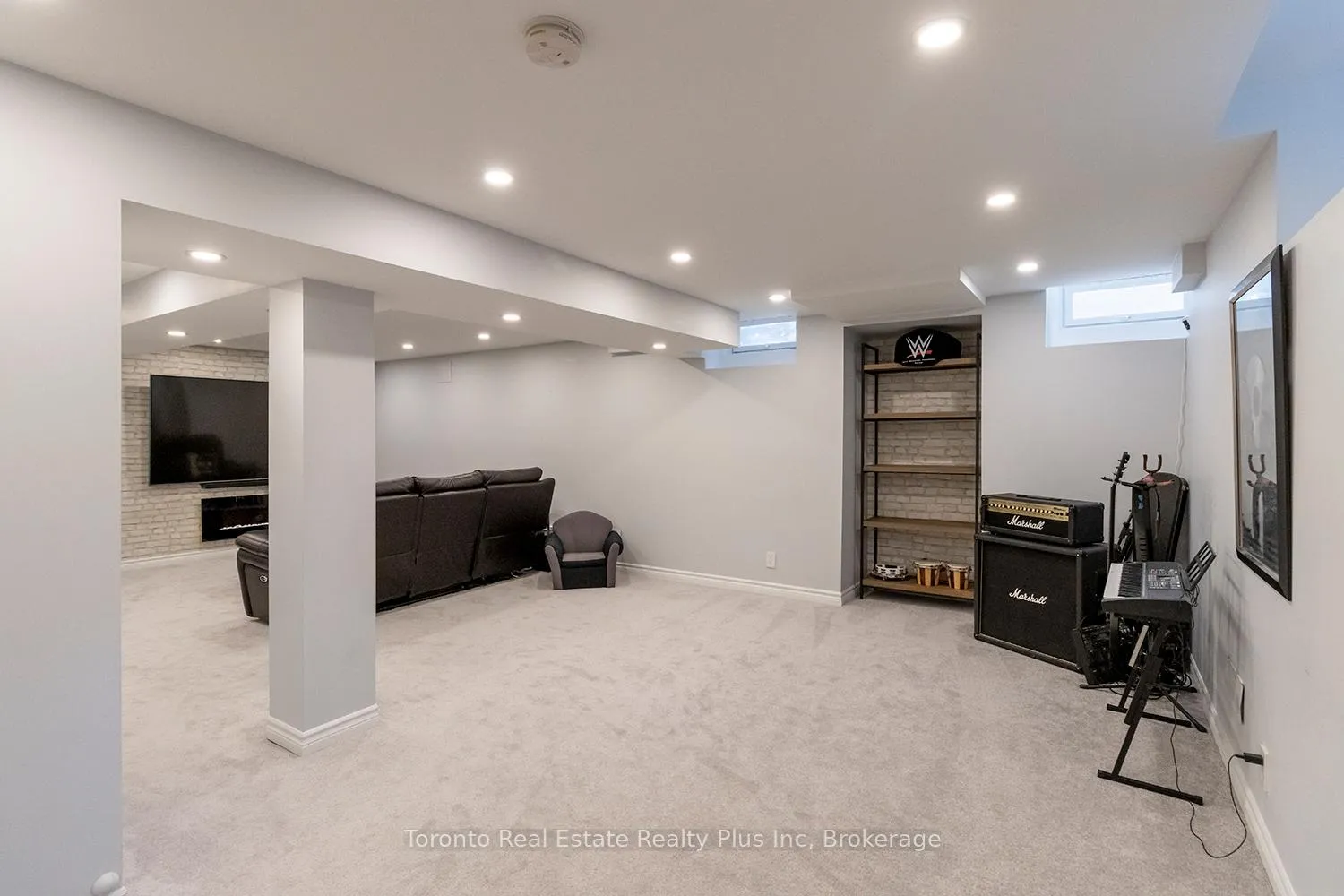 Photo 47 of 14 Riel Drive, Richmond Hill, Oak Ridges — HOMEH