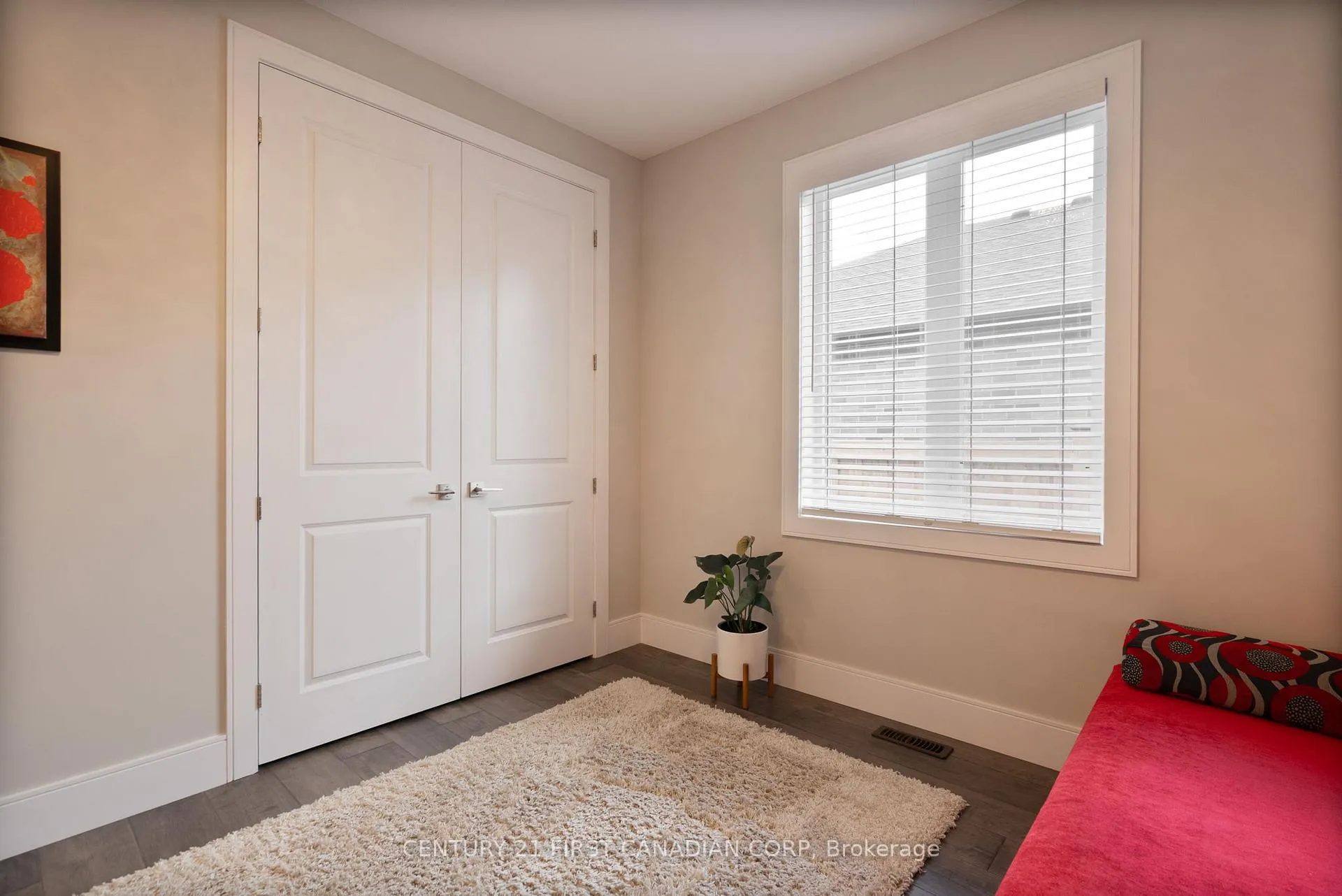 Photo 20 of 16 Foxborough Place, Thames Centre, Thorndale — HOMEH
