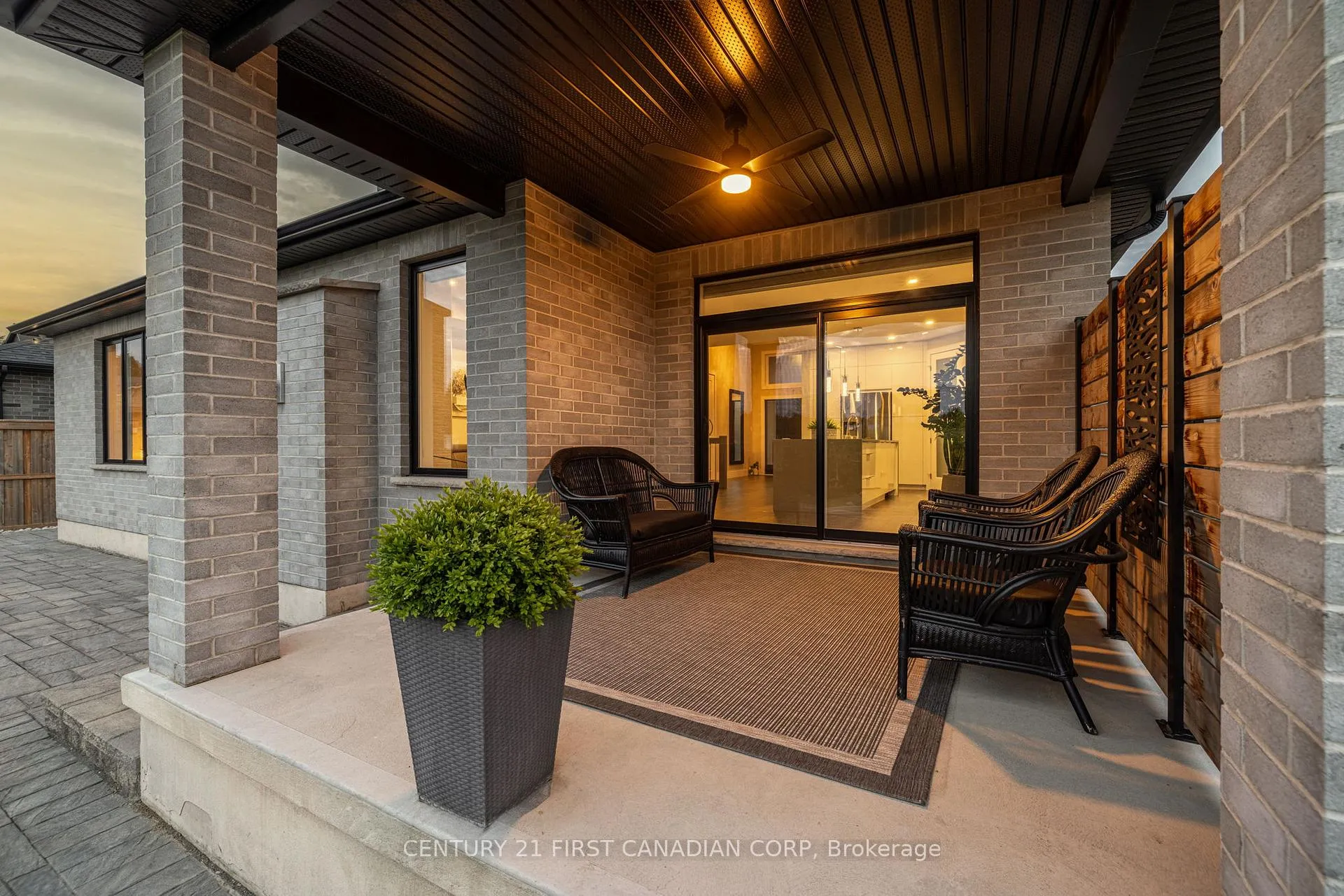 Photo 43 of 16 Foxborough Place, Thames Centre, Thorndale — HOMEH