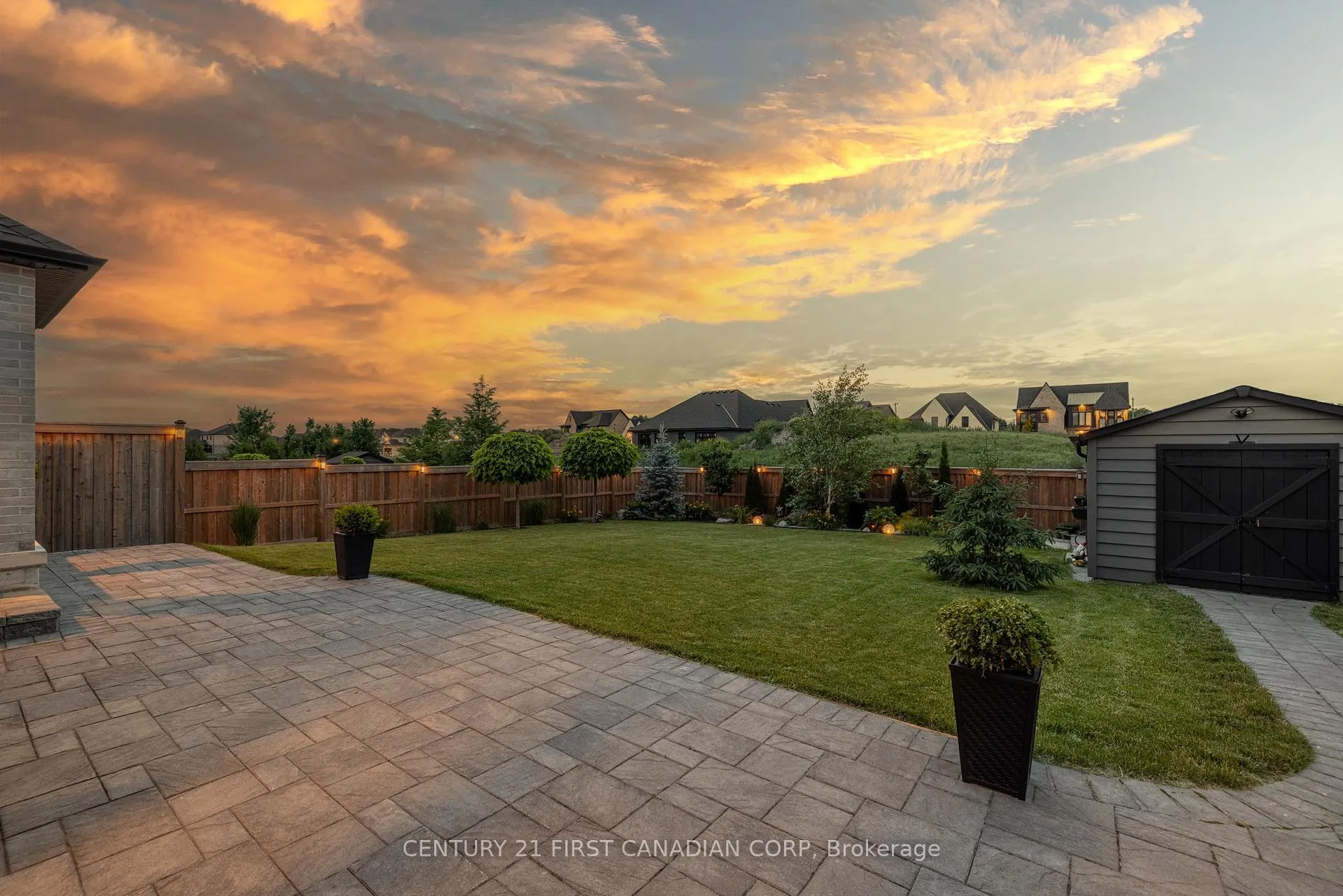 Photo 47 of 16 Foxborough Place, Thames Centre, Thorndale — HOMEH