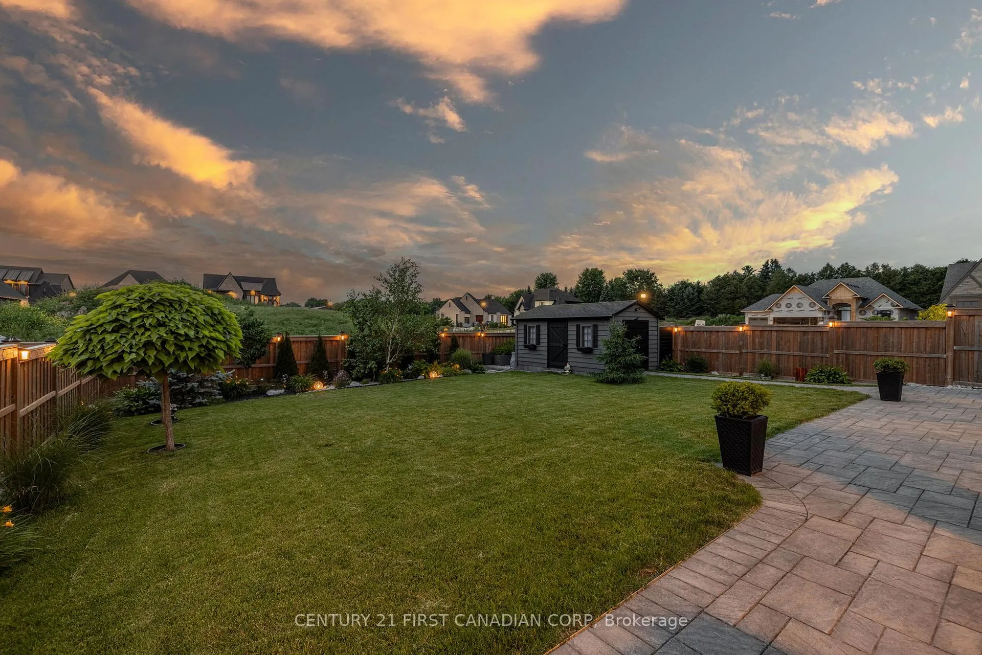 Photo 48 of 16 Foxborough Place, Thames Centre, Thorndale — HOMEH