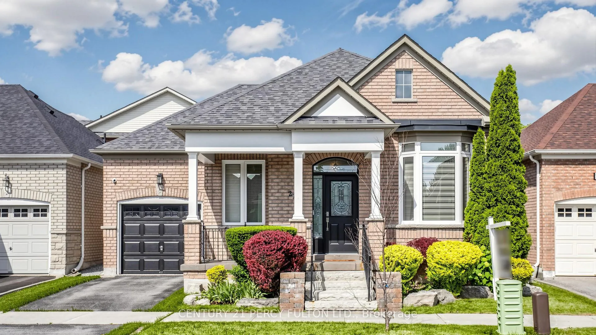 Photo 1 of 22 Delray Drive, Markham, Greensborough — HOMEH