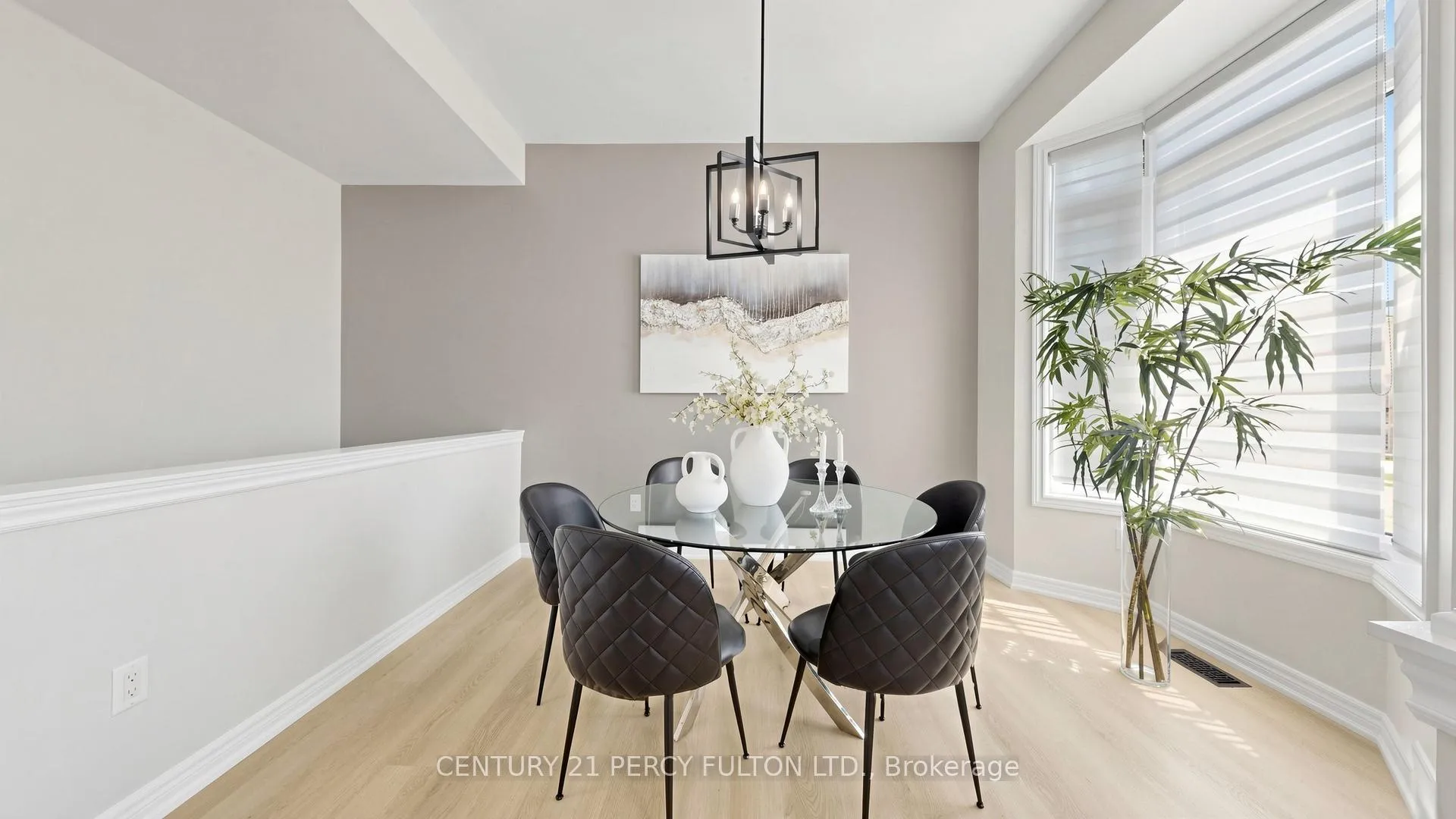 Photo 5 of 22 Delray Drive, Markham, Greensborough — HOMEH
