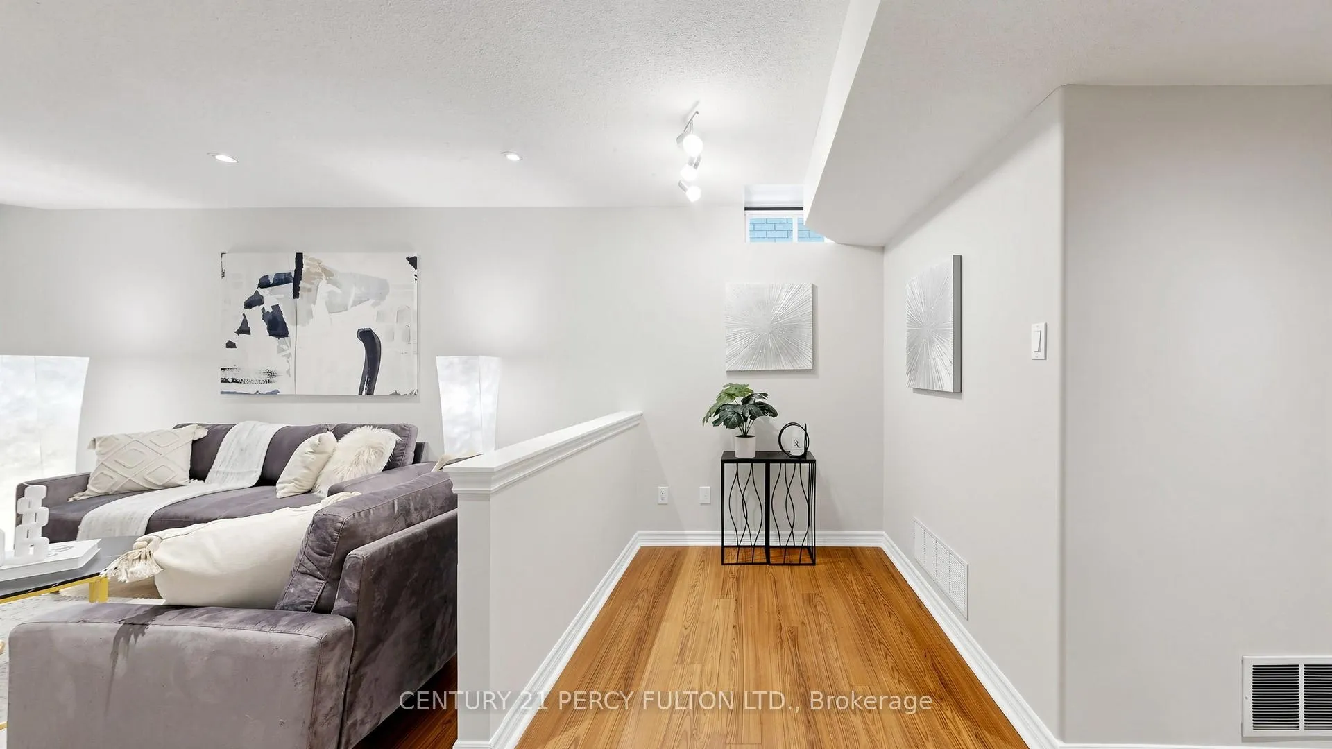 Photo 33 of 22 Delray Drive, Markham, Greensborough — HOMEH