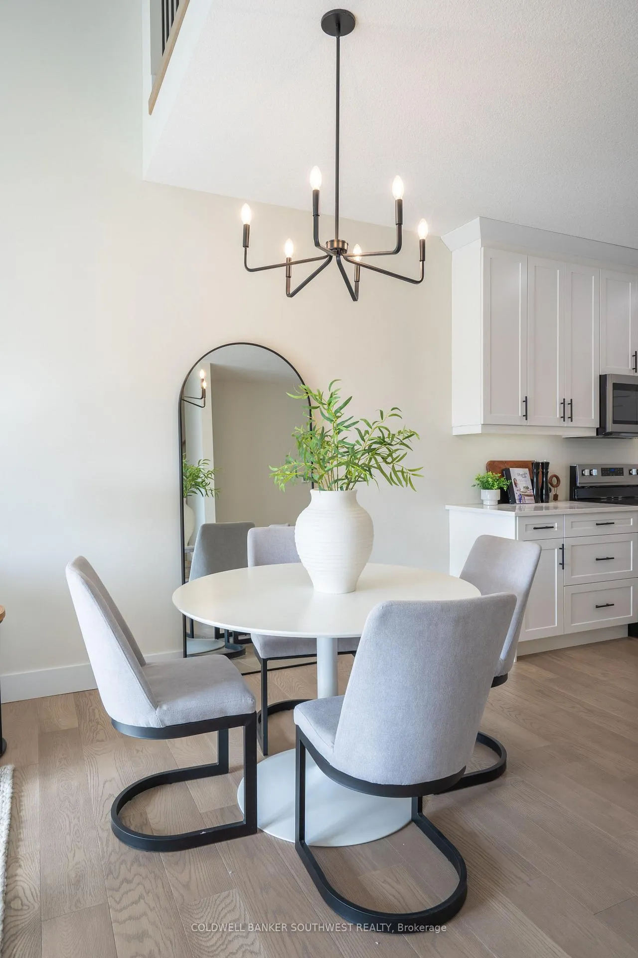 Photo 3 of 522 Anise Lane, Sarnia — HOMEH