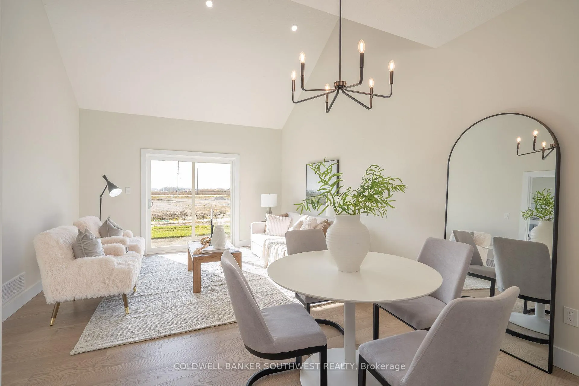 Photo 4 of 522 Anise Lane, Sarnia — HOMEH