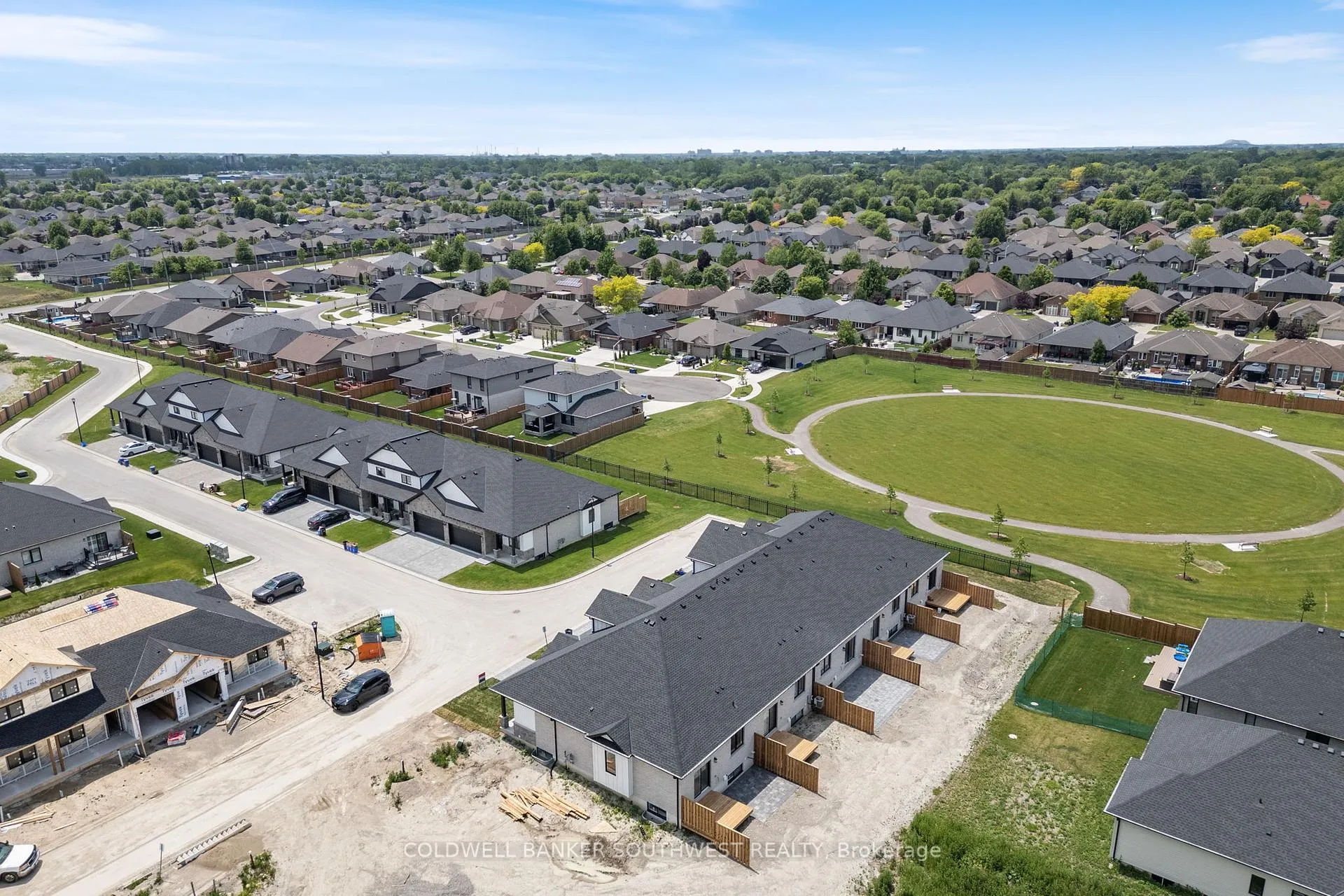 Photo 25 of 522 Anise Lane, Sarnia — HOMEH