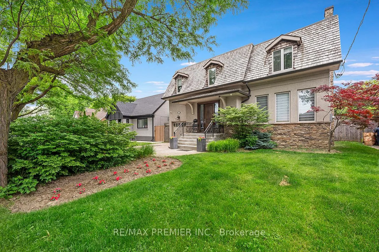 Photo 2 of 35 Yorkdale Crescent, North York, Humberlea-Pelmo Park — HOMEH