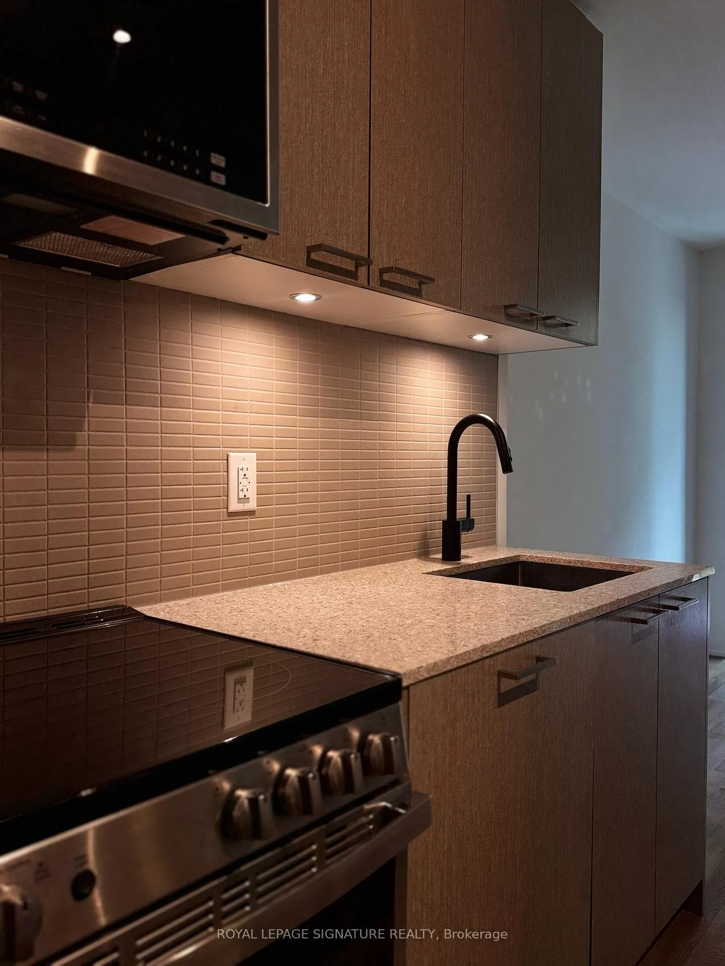 Photo 3 of Unit 307, 1808 St. Clair Avenue W, Toronto, Weston-Pellam Park — HOMEH
