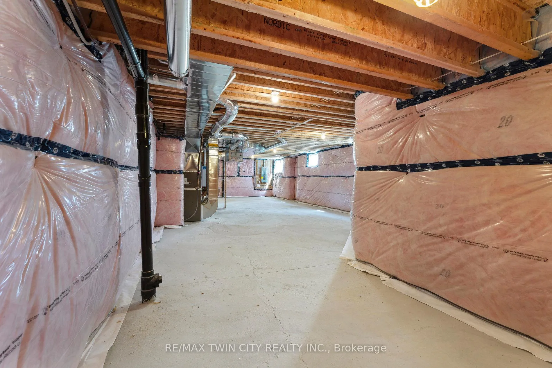 Photo 11 of 1083 Rippingale Trail, Peterborough, Northcrest Ward 5 — HOMEH