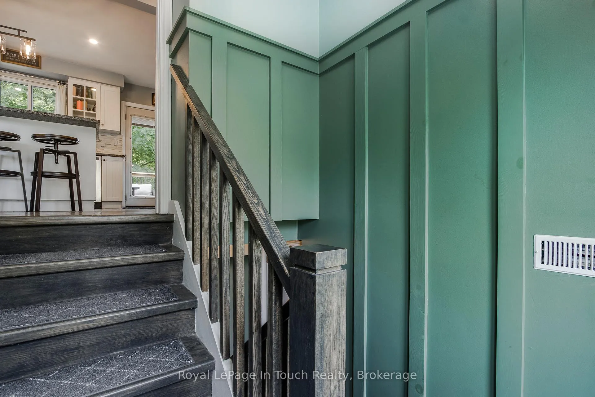 Photo 3 of 457 Hayes Street, Tay, Port McNicoll — HOMEH