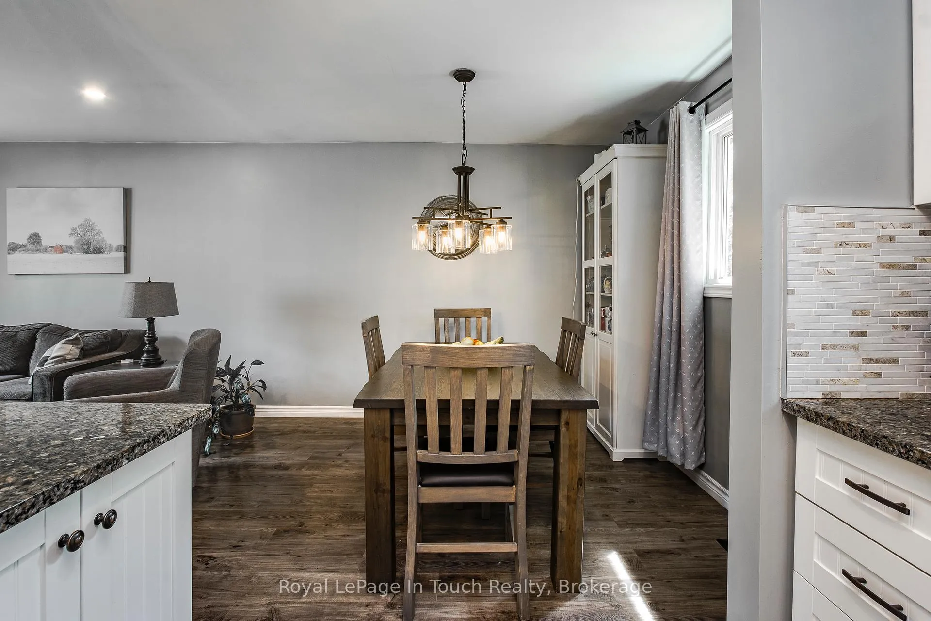 Photo 8 of 457 Hayes Street, Tay, Port McNicoll — HOMEH