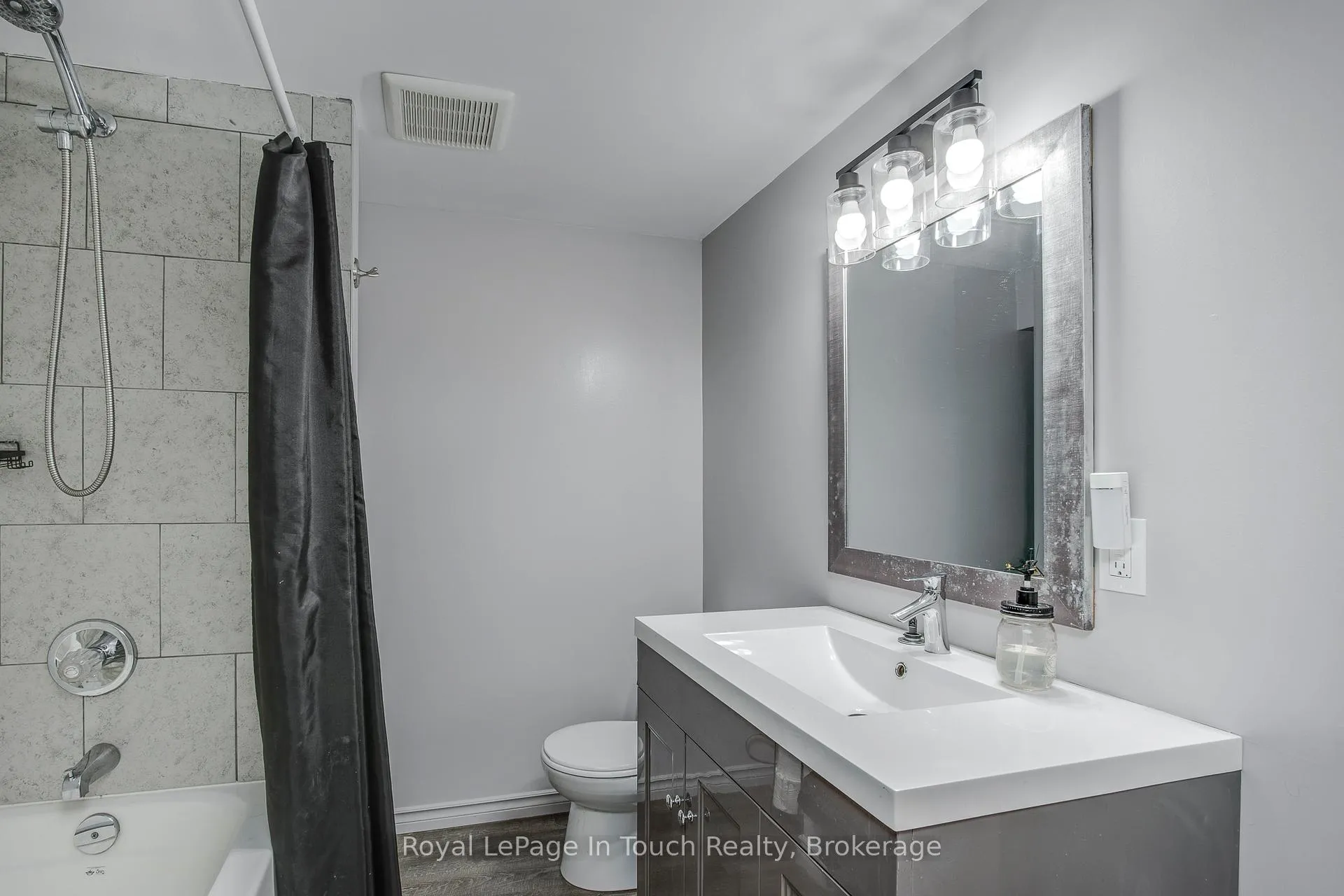 Photo 21 of 457 Hayes Street, Tay, Port McNicoll — HOMEH