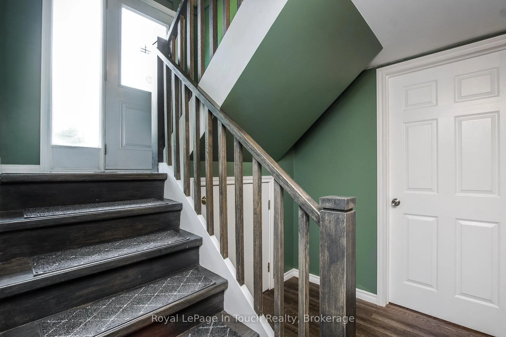 Photo 26 of 457 Hayes Street, Tay, Port McNicoll — HOMEH