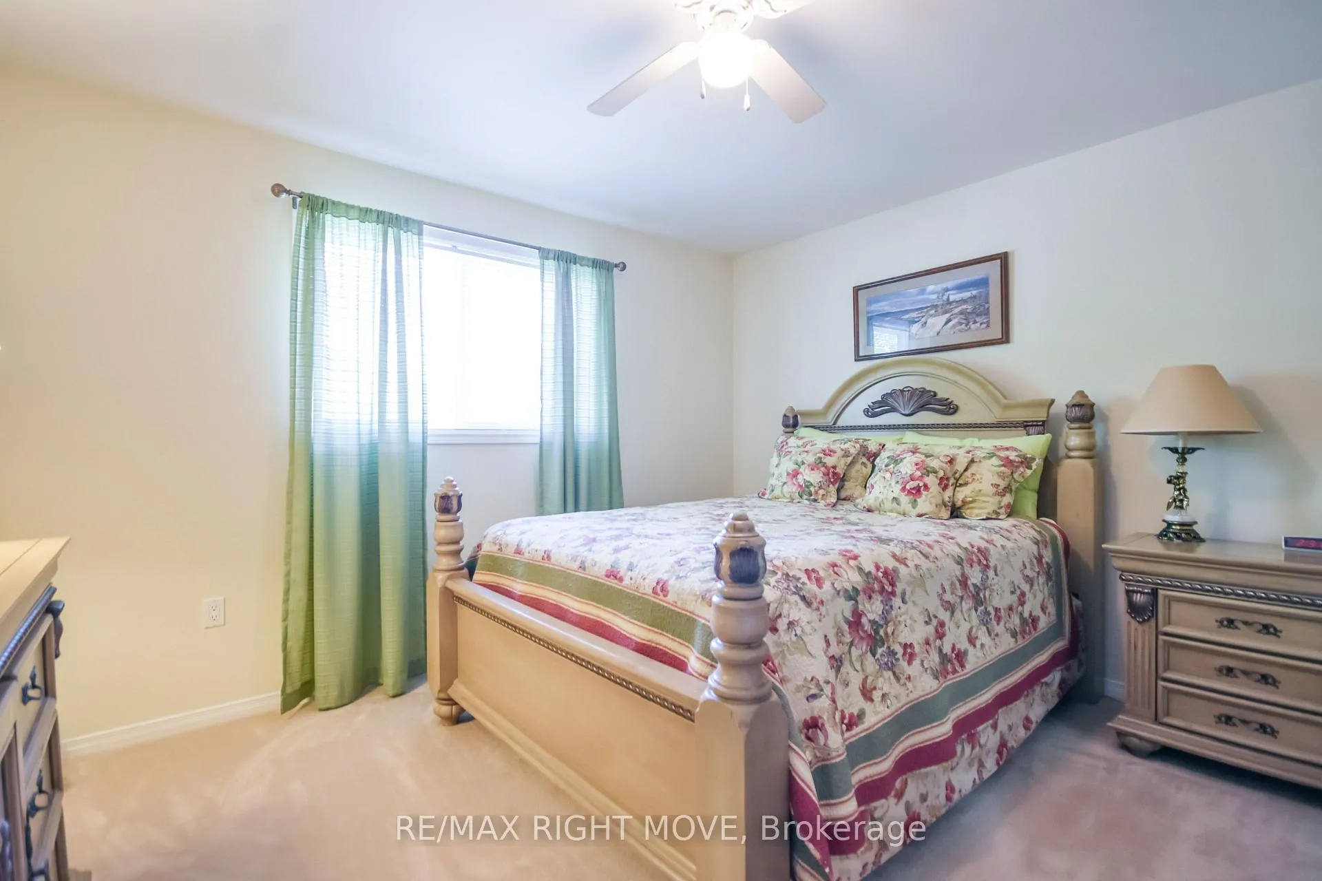 Photo 12 of 89 Carter Crescent, Orillia — HOMEH