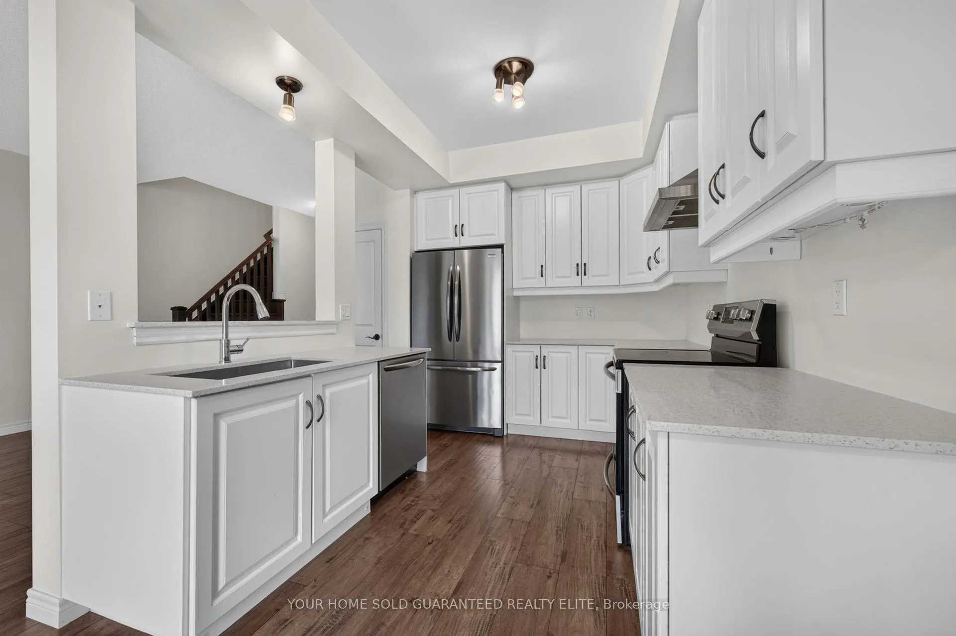 Photo 9 of 114 Dunrobin Lane, Grimsby, Grimsby Beach — HOMEH