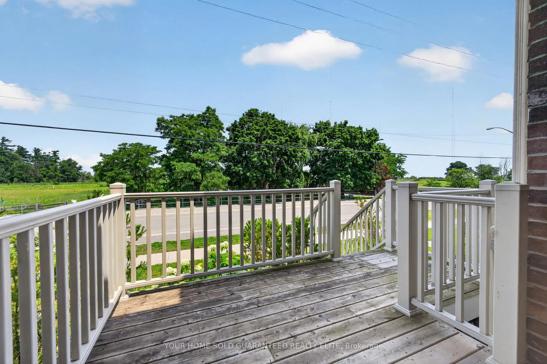 Photo 11 of 114 Dunrobin Lane, Grimsby, Grimsby Beach — HOMEH