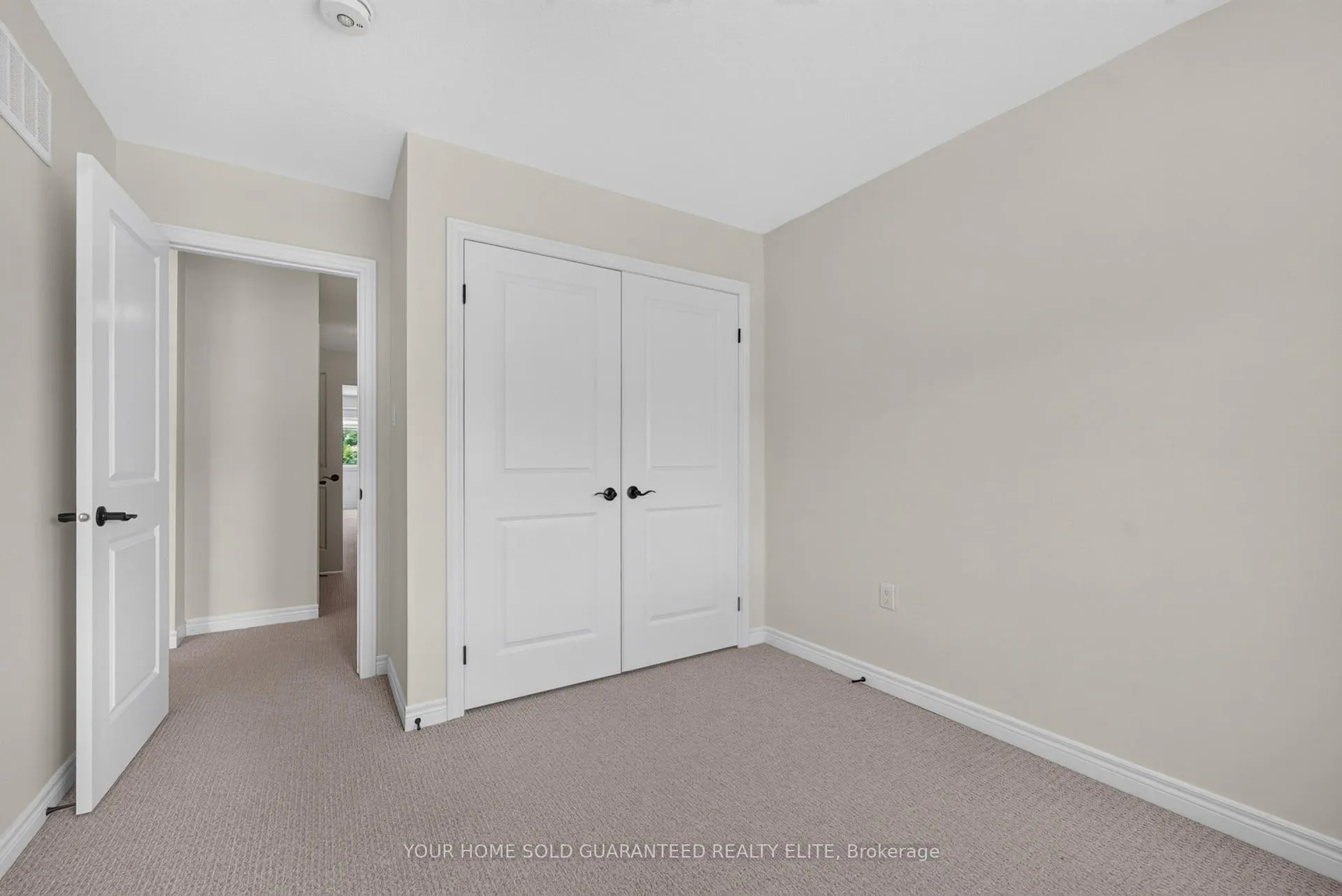 Photo 23 of 114 Dunrobin Lane, Grimsby, Grimsby Beach — HOMEH