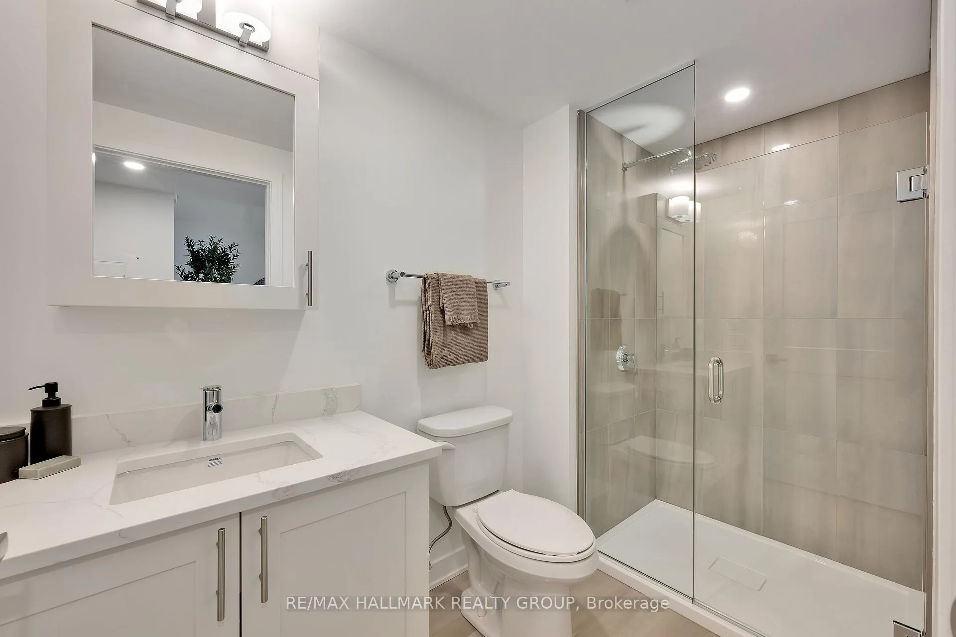Photo 17 of Unit 1406, 340 Queen Street, Ottawa, Ottawa Centre — HOMEH