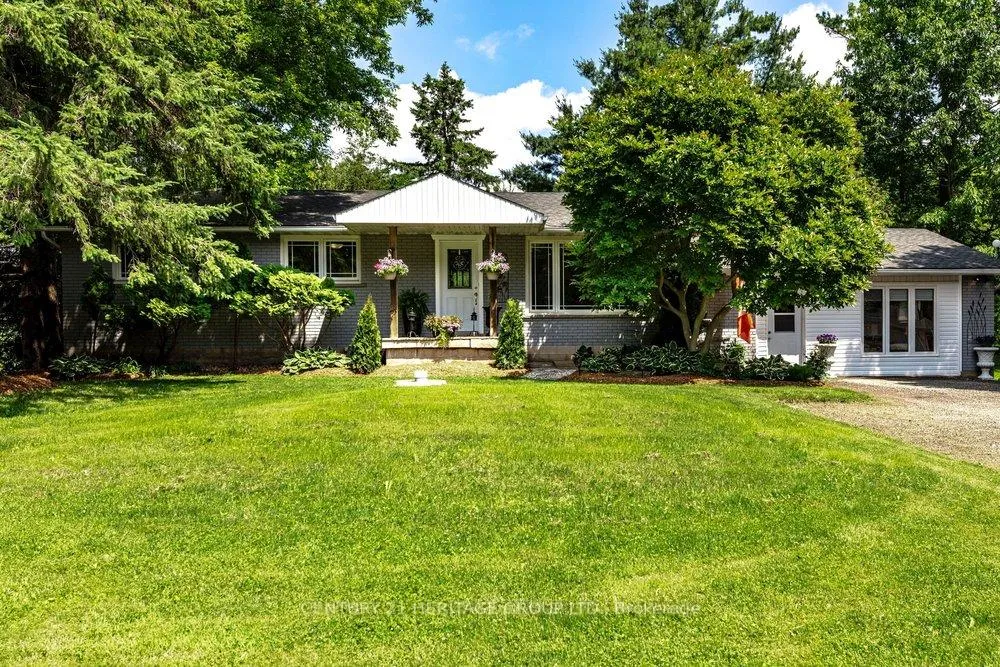 Photo 1 of 2147 Governors Road, Hamilton, Rural Flamborough — HOMEH