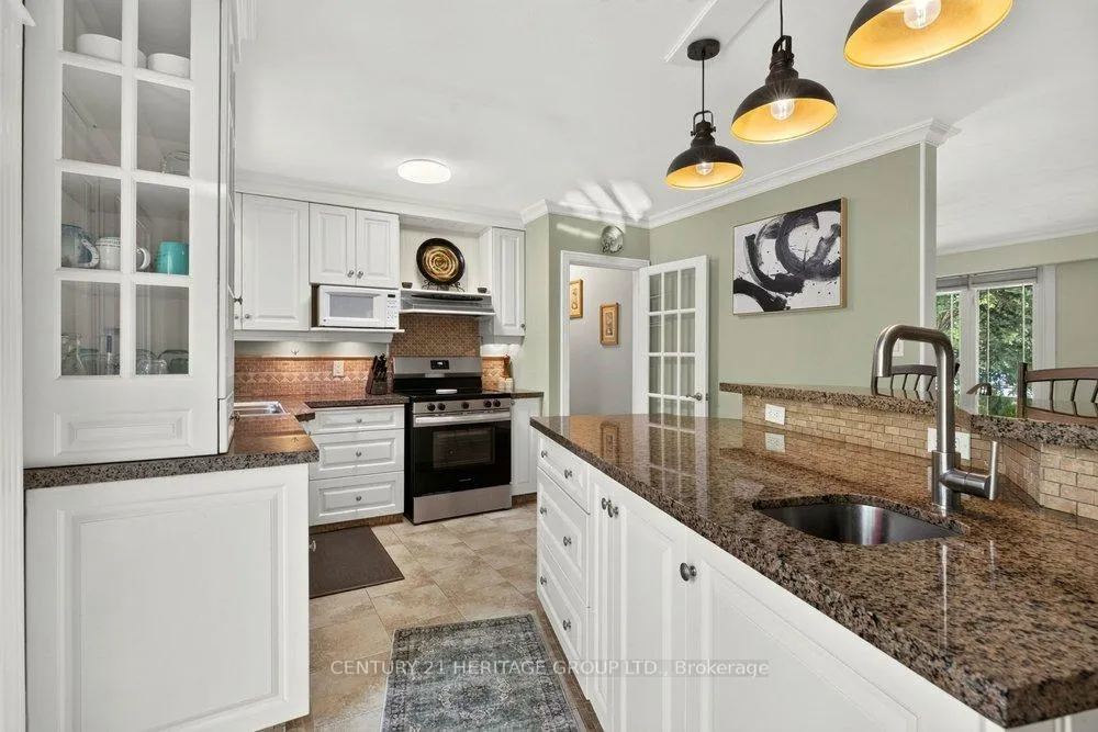 Photo 12 of 2147 Governors Road, Hamilton, Rural Flamborough — HOMEH