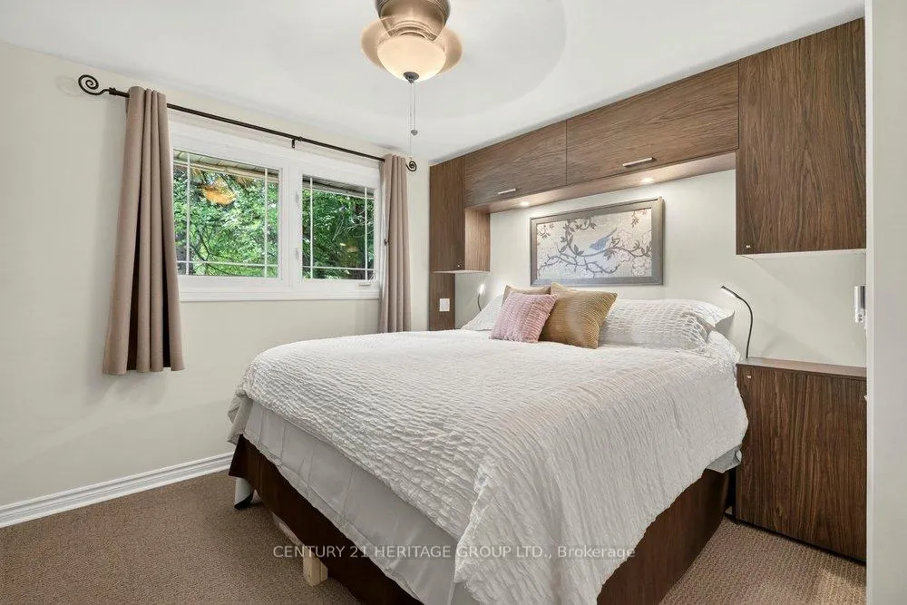 Photo 15 of 2147 Governors Road, Hamilton, Rural Flamborough — HOMEH