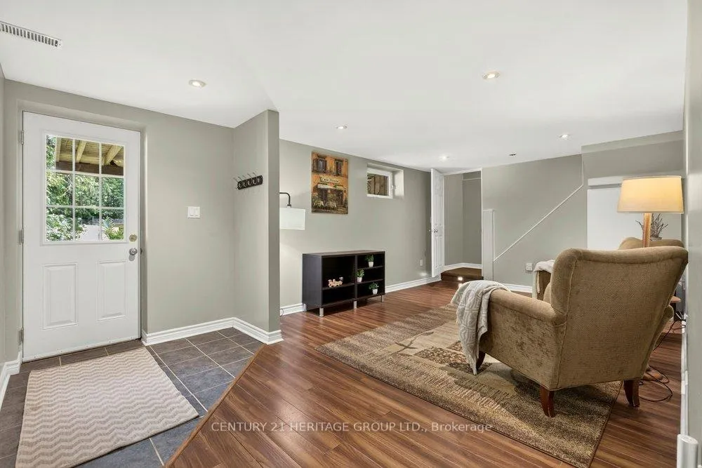 Photo 20 of 2147 Governors Road, Hamilton, Rural Flamborough — HOMEH