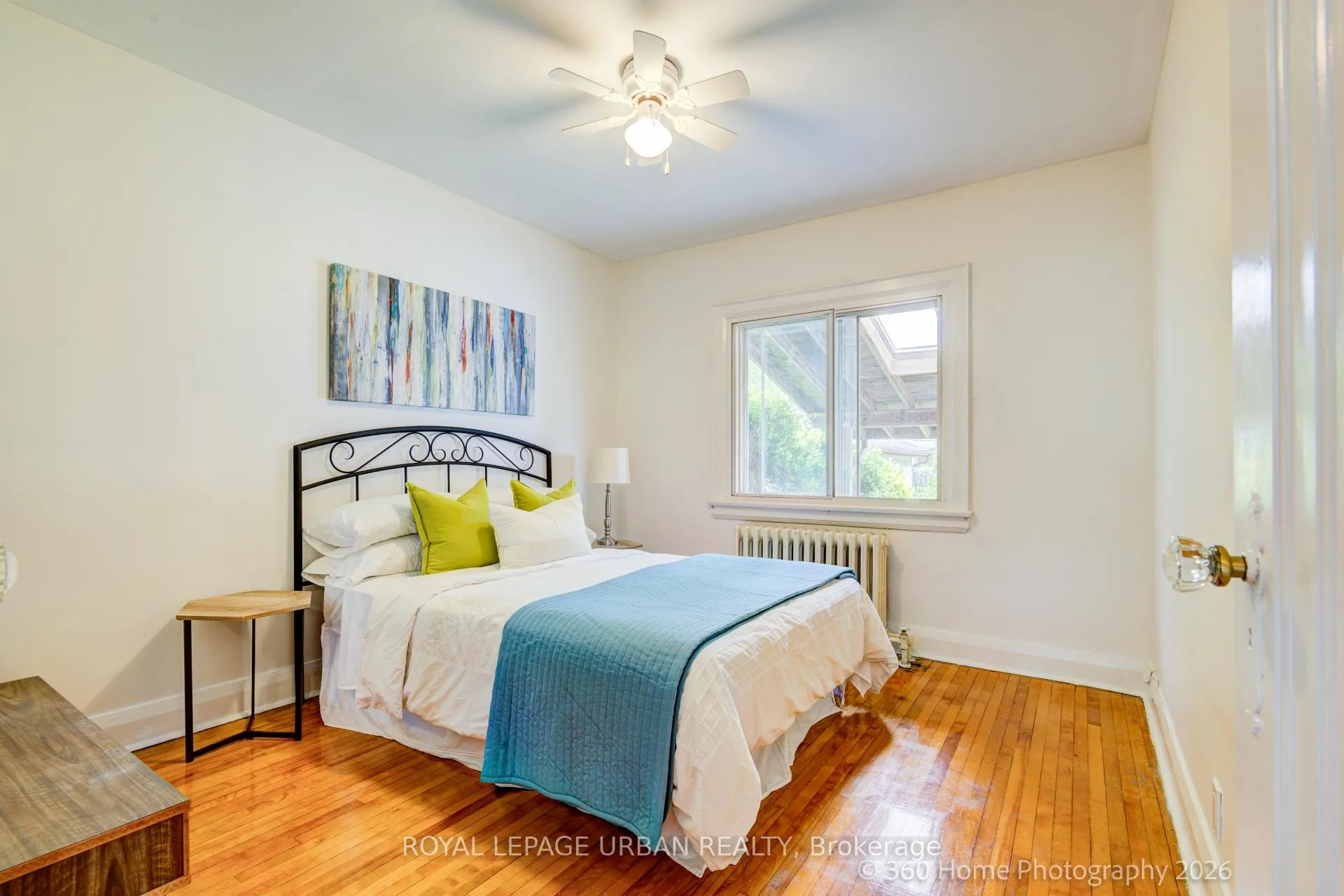 Photo 11 of 40 Dunkirk Road, Toronto, Danforth Village-East York — HOMEH