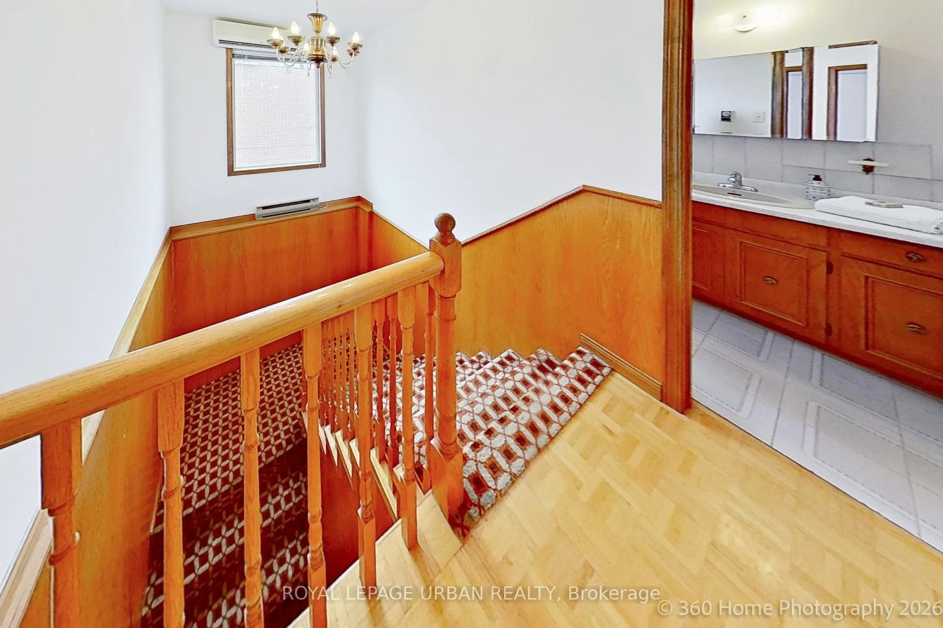 Photo 15 of 40 Dunkirk Road, Toronto, Danforth Village-East York — HOMEH