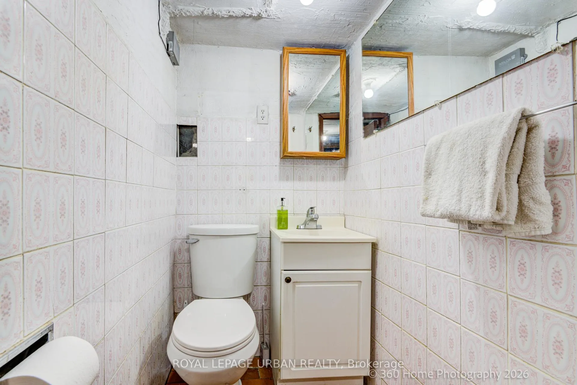Photo 28 of 40 Dunkirk Road, Toronto, Danforth Village-East York — HOMEH
