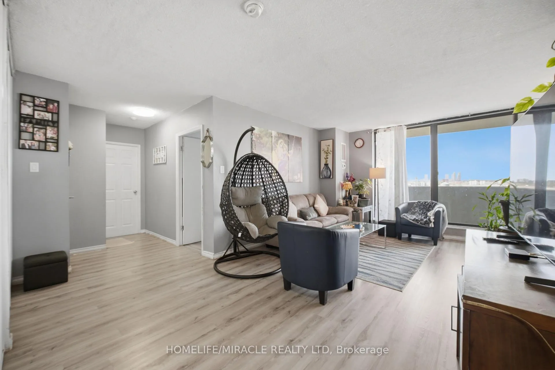 Photo of Unit 701, 301 Prudential Drive