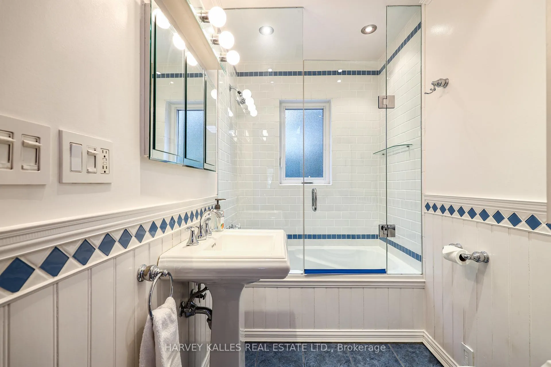 Photo 11 of 638 Milverton Boulevard, Toronto, Danforth — HOMEH