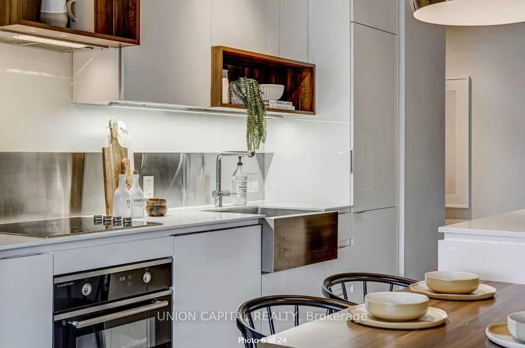 Photo 6 of Unit 304, 383 Sorauren Avenue, Toronto, Roncesvalles — HOMEH