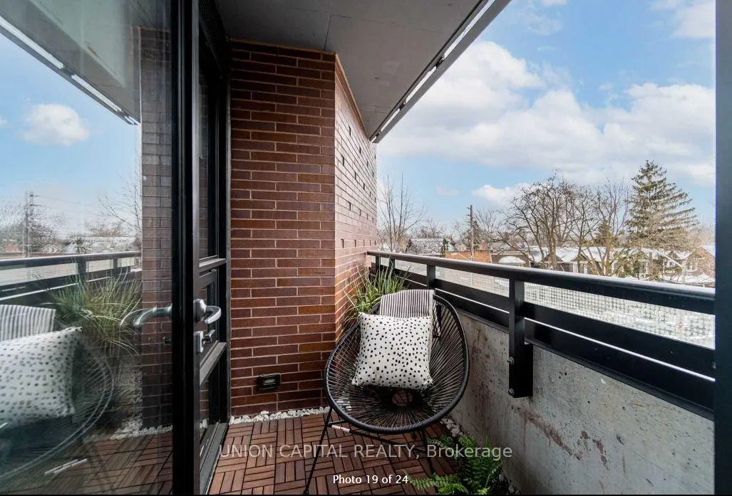 Photo 21 of Unit 304, 383 Sorauren Avenue, Toronto, Roncesvalles — HOMEH