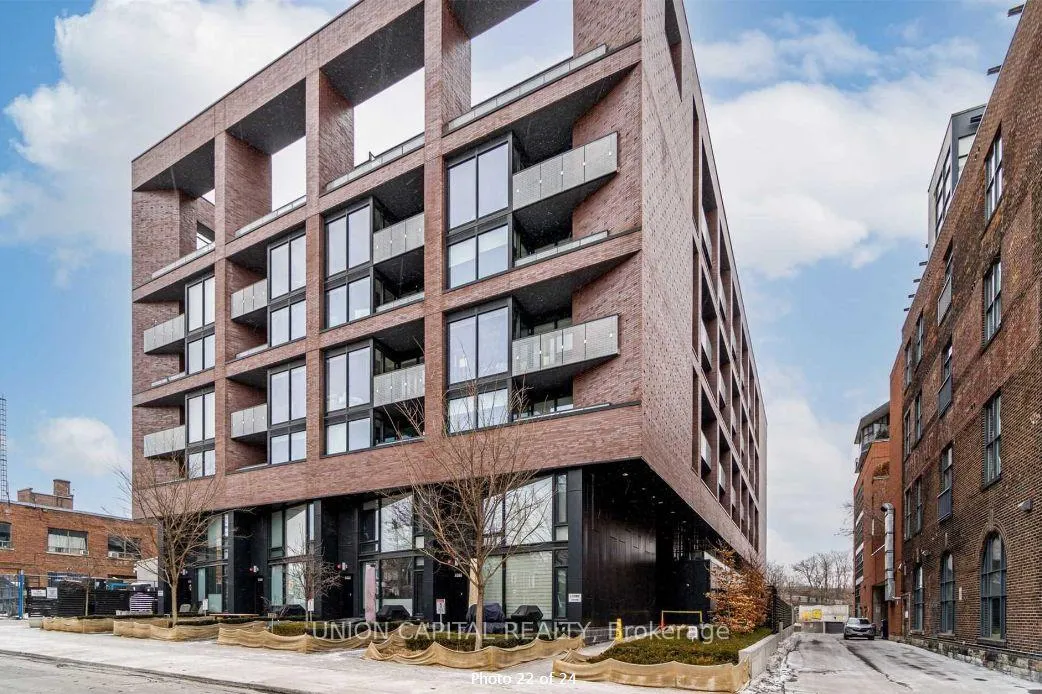 Photo 23 of Unit 304, 383 Sorauren Avenue, Toronto, Roncesvalles — HOMEH