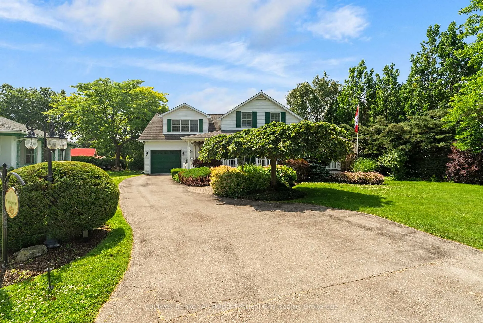 Photo 3 of 285 Cobourg Street, Goderich, Goderich (Town) — HOMEH