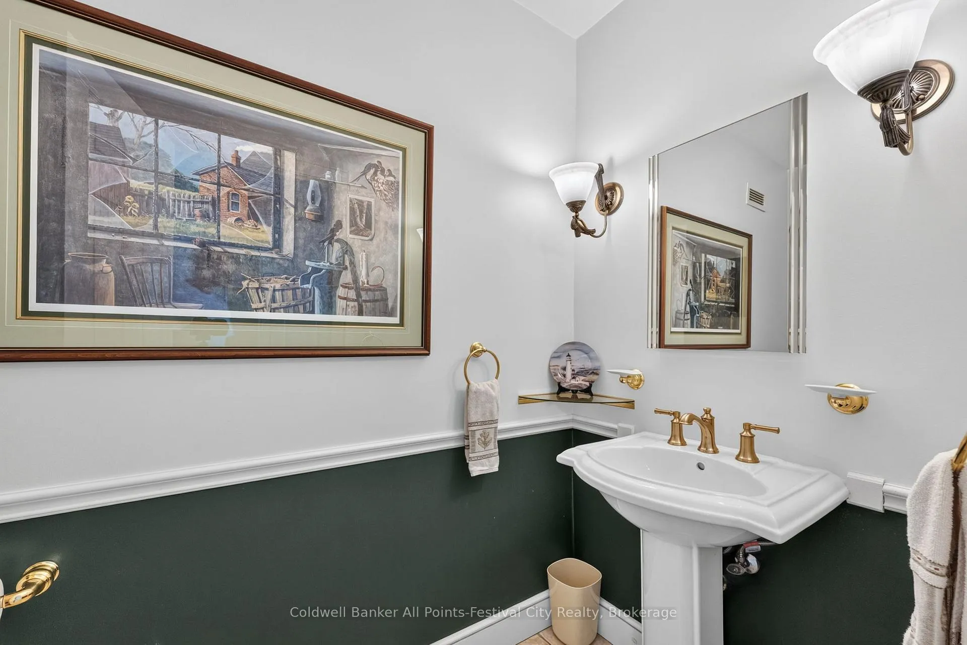 Photo 19 of 285 Cobourg Street, Goderich, Goderich (Town) — HOMEH