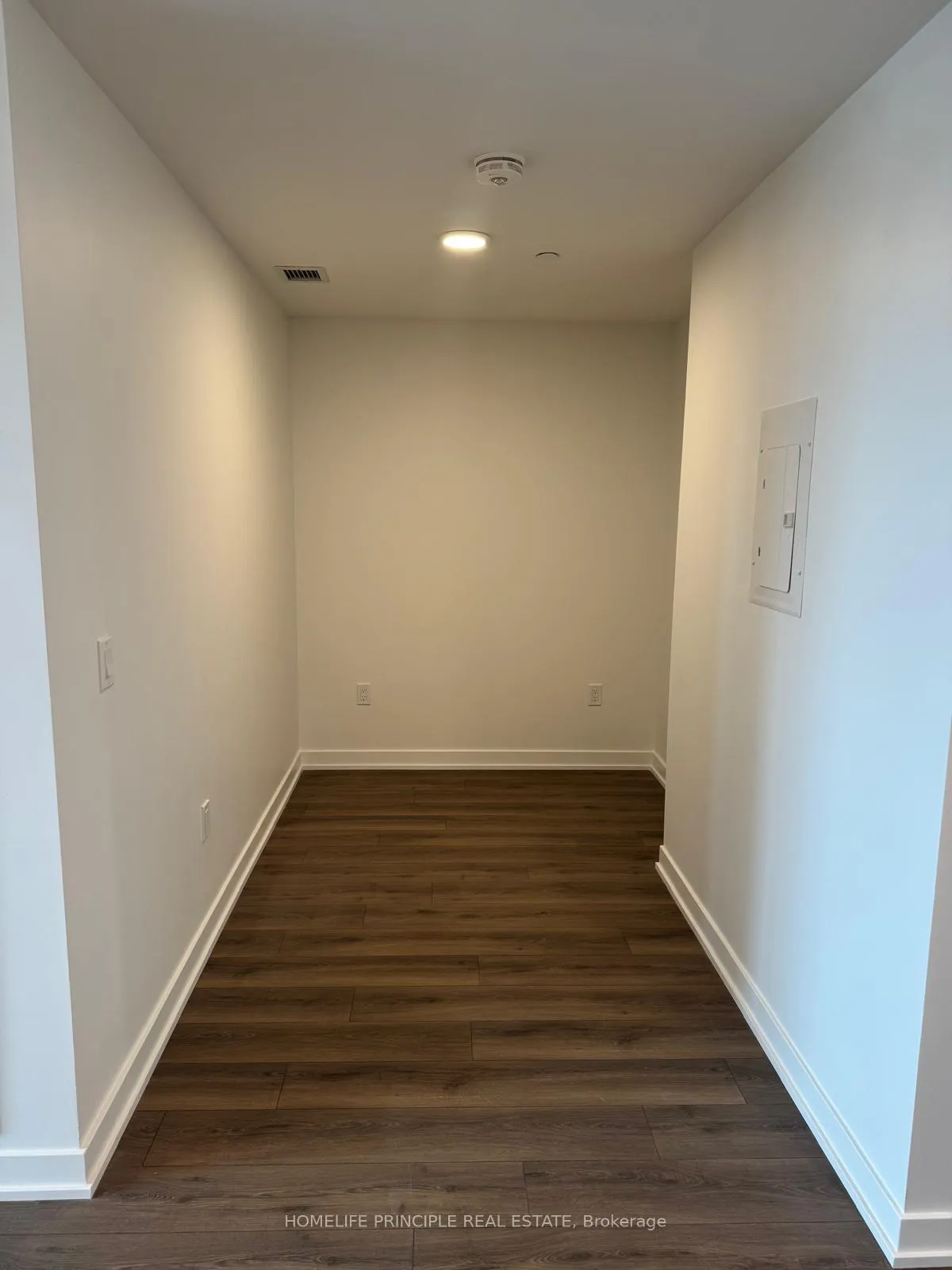 Photo 17 of Unit E211, 740 Whitlock Avenue, Milton, Cobban — HOMEH