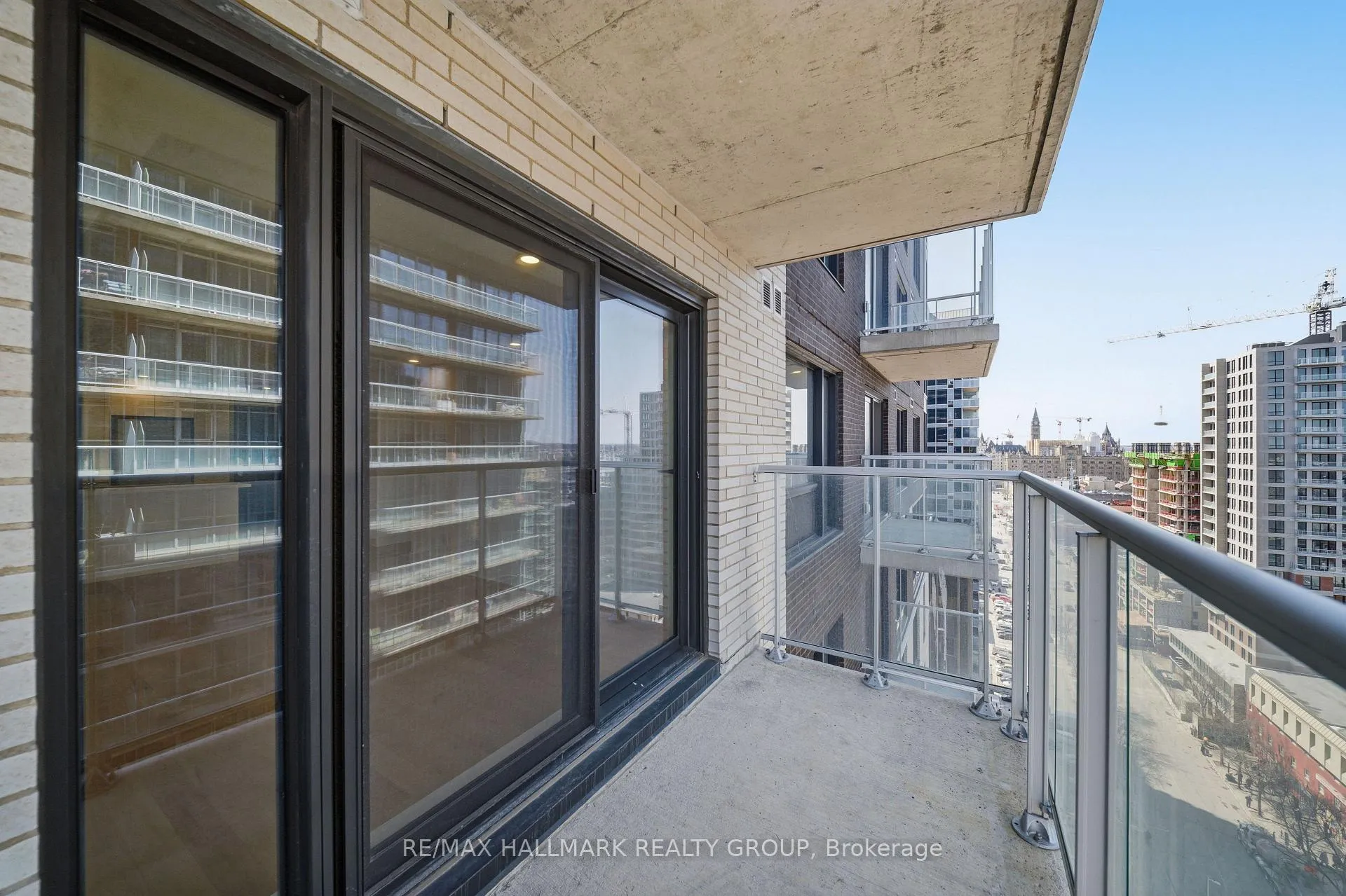 Photo 11 of Unit 1703, 180 George Street, Ottawa, Lower Town/Byward Market — HOMEH