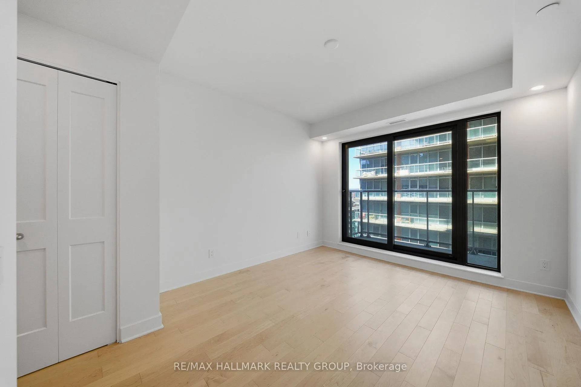 Photo 16 of Unit 1703, 180 George Street, Ottawa, Lower Town/Byward Market — HOMEH