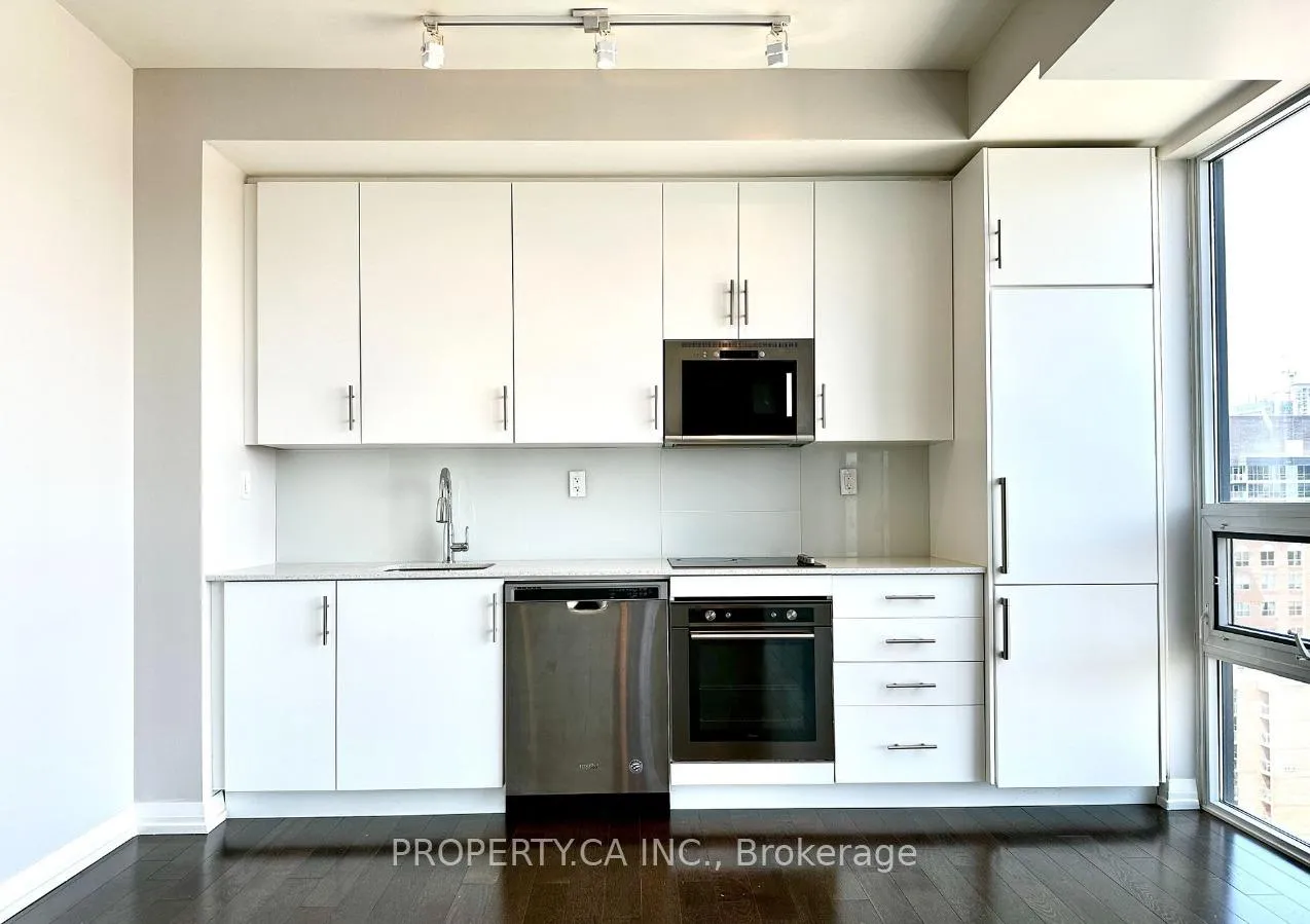 Photo 7 of Unit 1821, 460 Adelaide Street, Toronto, Moss Park — HOMEH