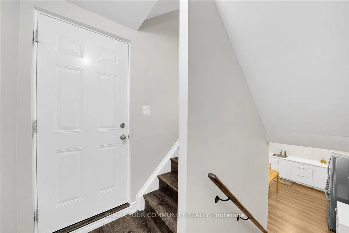 Photo 27 of 202 Matthew Drive, Vaughan, East Woodbridge — HOMEH